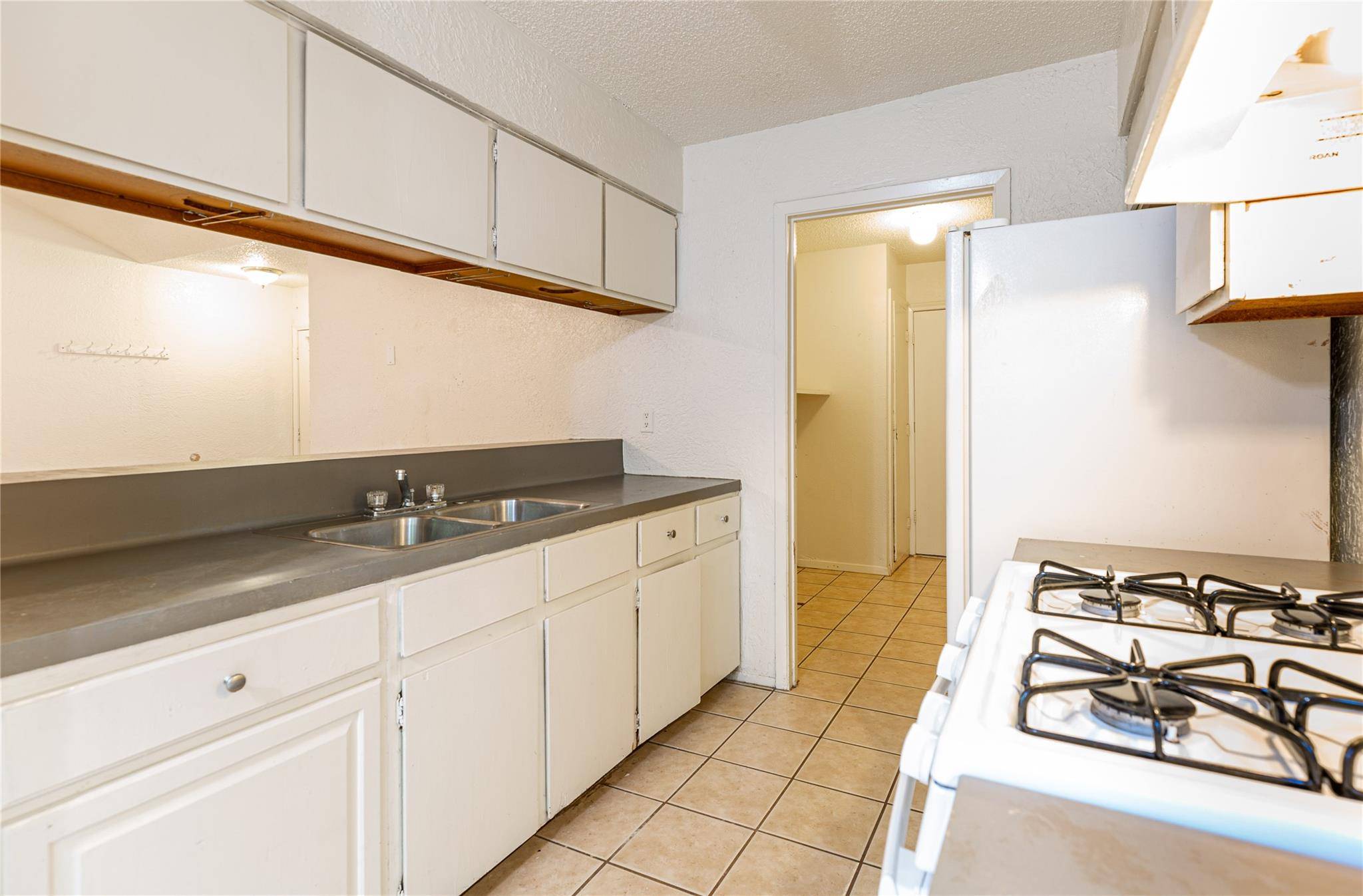 11405 Ptarmigan DR #B, Austin, TX 78758