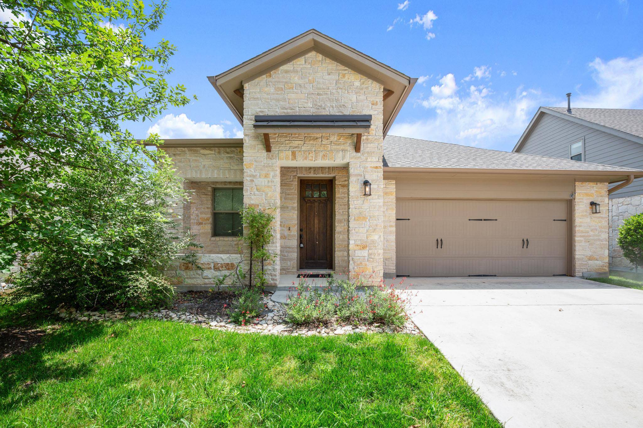 301 Bluff ST, Buda, TX 78610