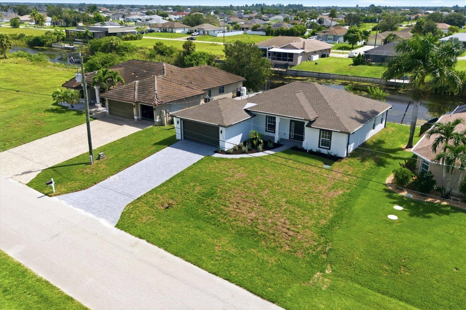 1219 NW 9TH PL, Cape Coral, FL 33993