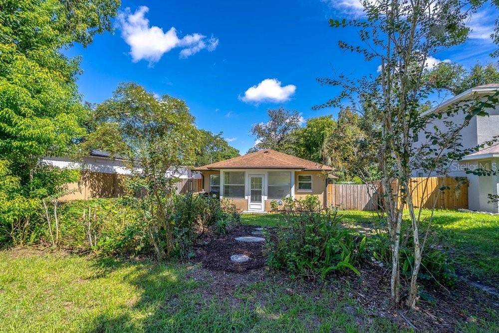 617 E 1ST ST, Apopka, FL 32703