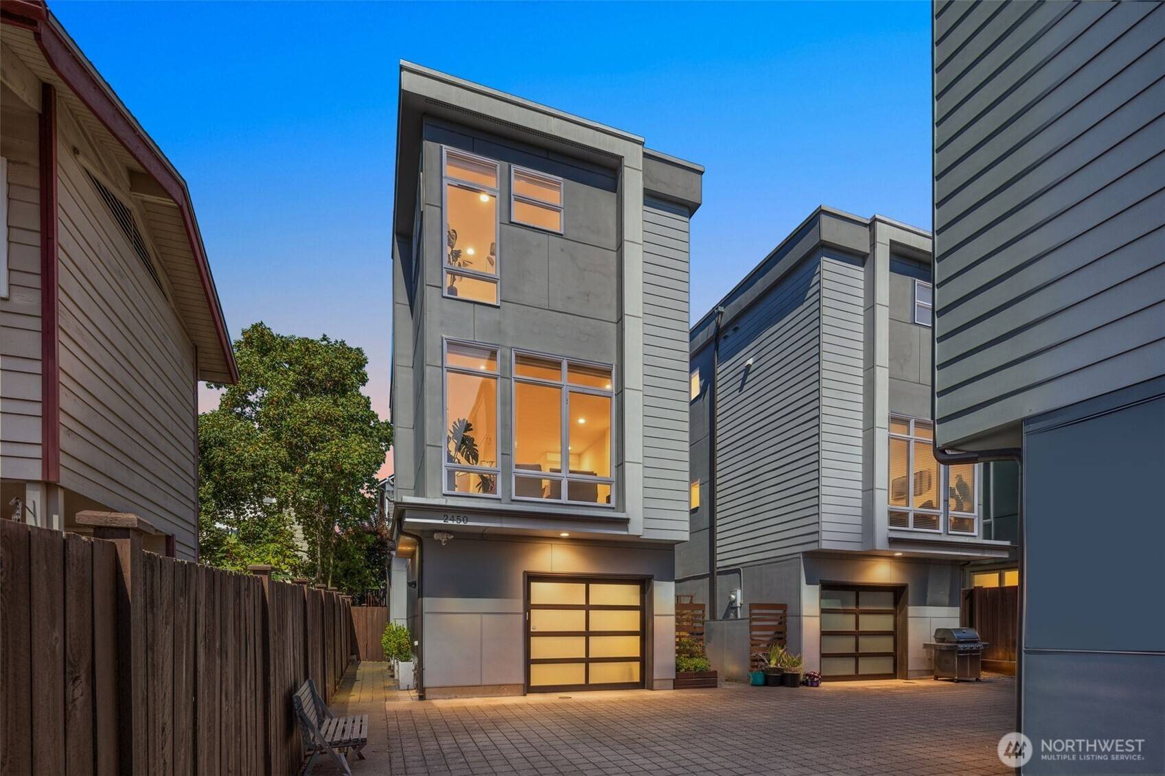 2450 NW 61st ST, Seattle, WA 98107