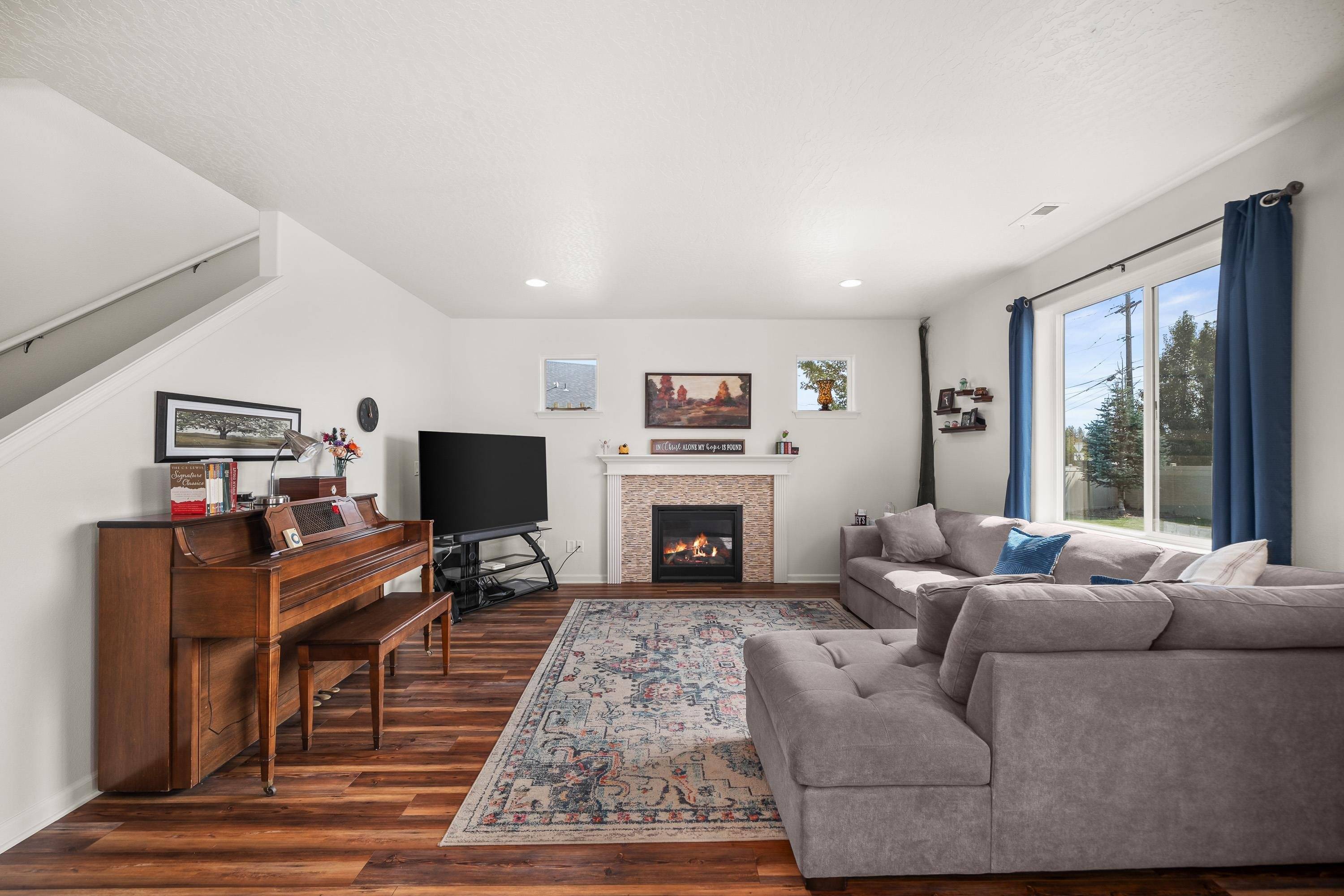 700 Quail Dr, Cheney, WA 99004