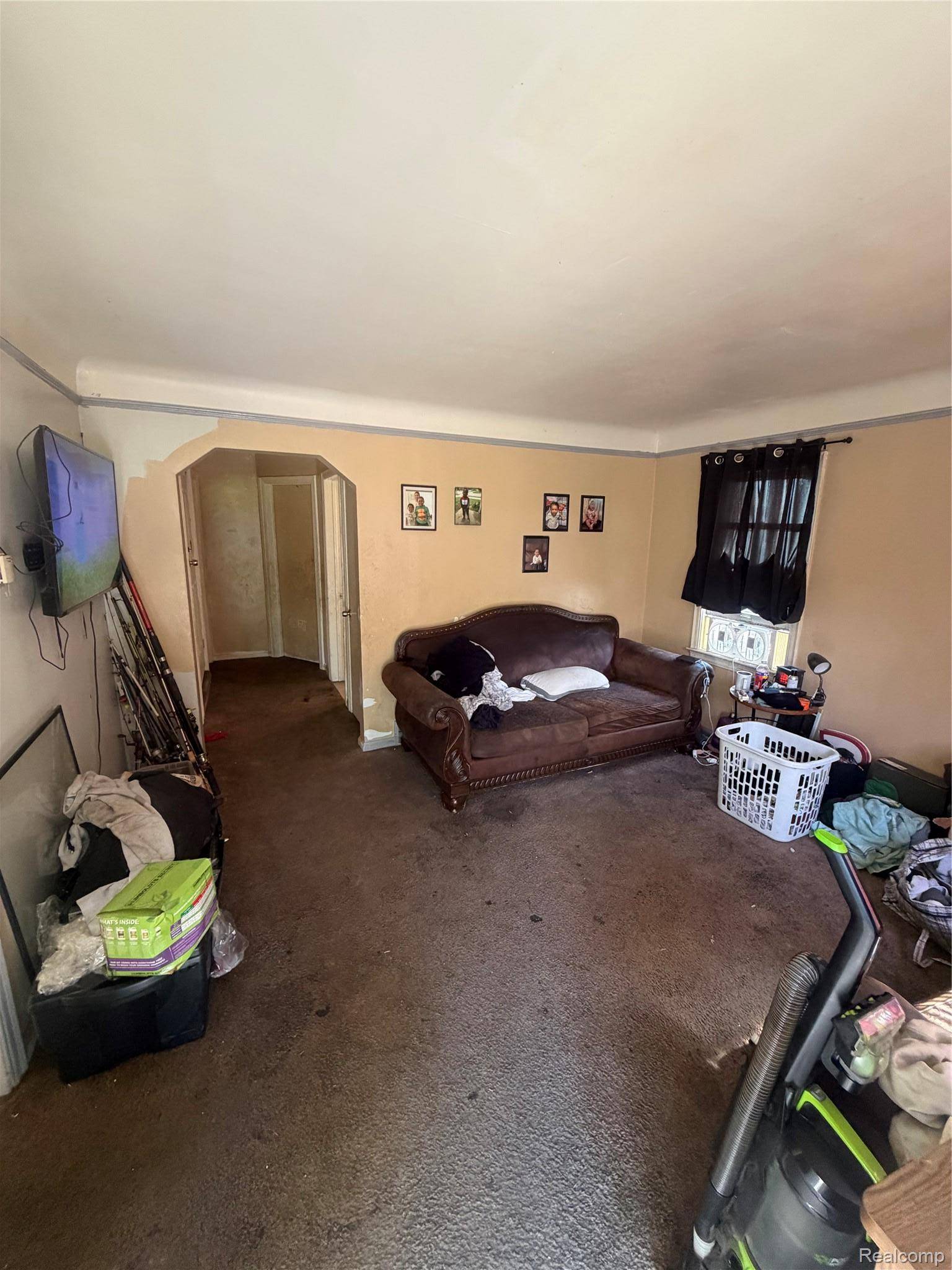 8872 Trinity ST, Detroit, MI 48228