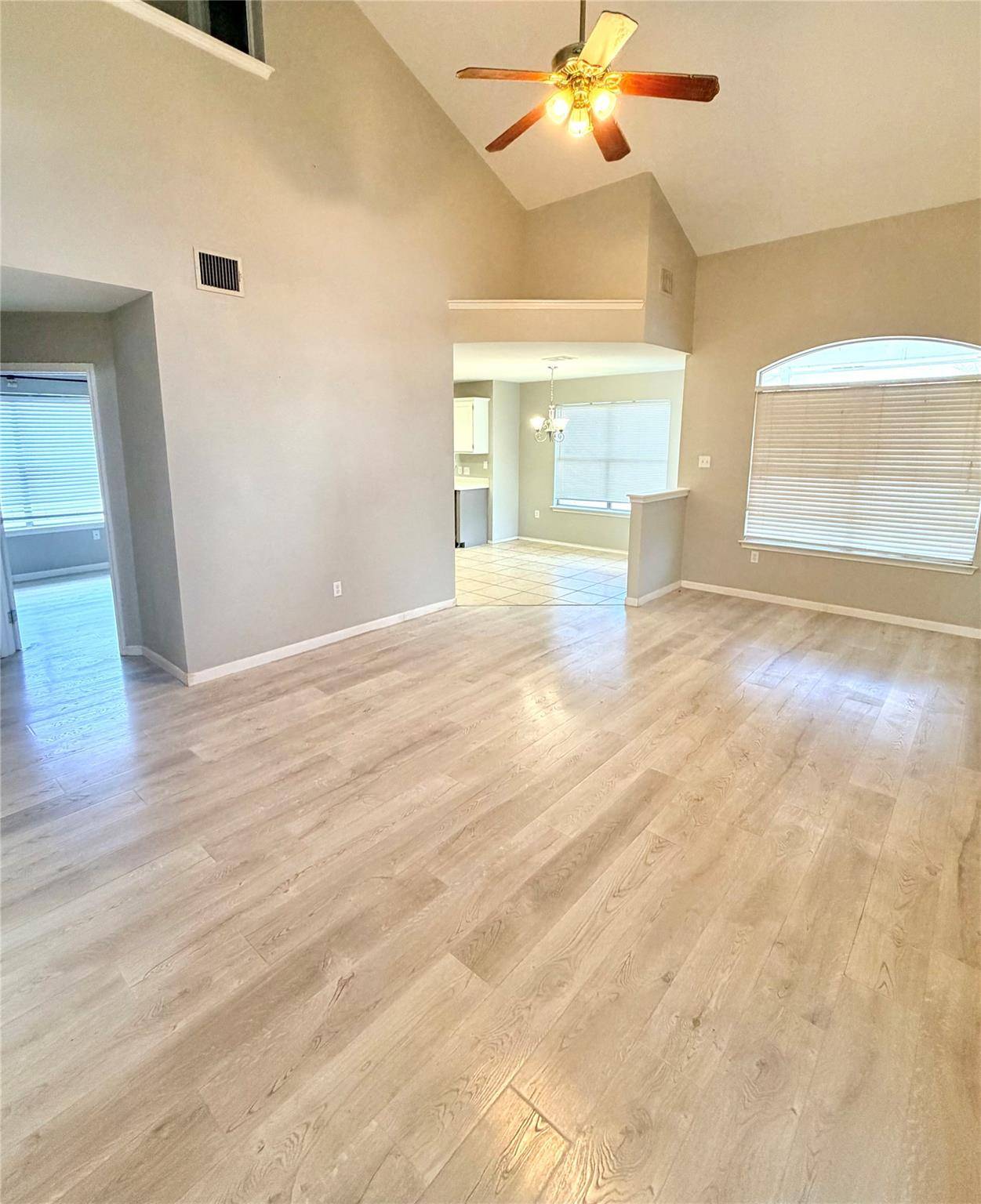 1145 Kentra DR, Pflugerville, TX 78660
