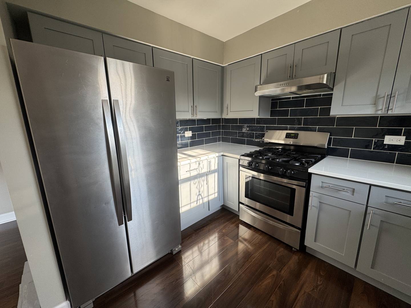 6511 S Ellis AVE, Chicago, IL 60637