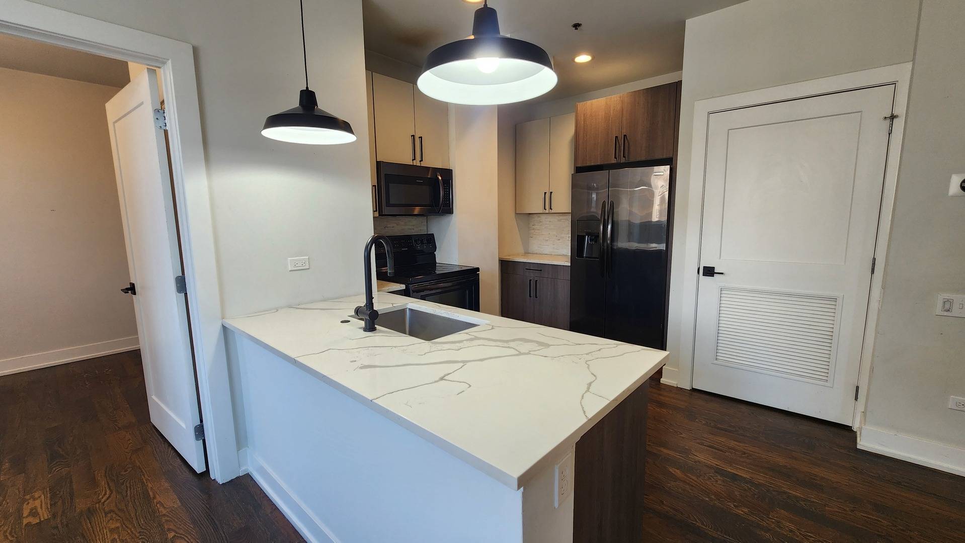 4720 N SHERIDAN RD #6C, Chicago, IL 60640