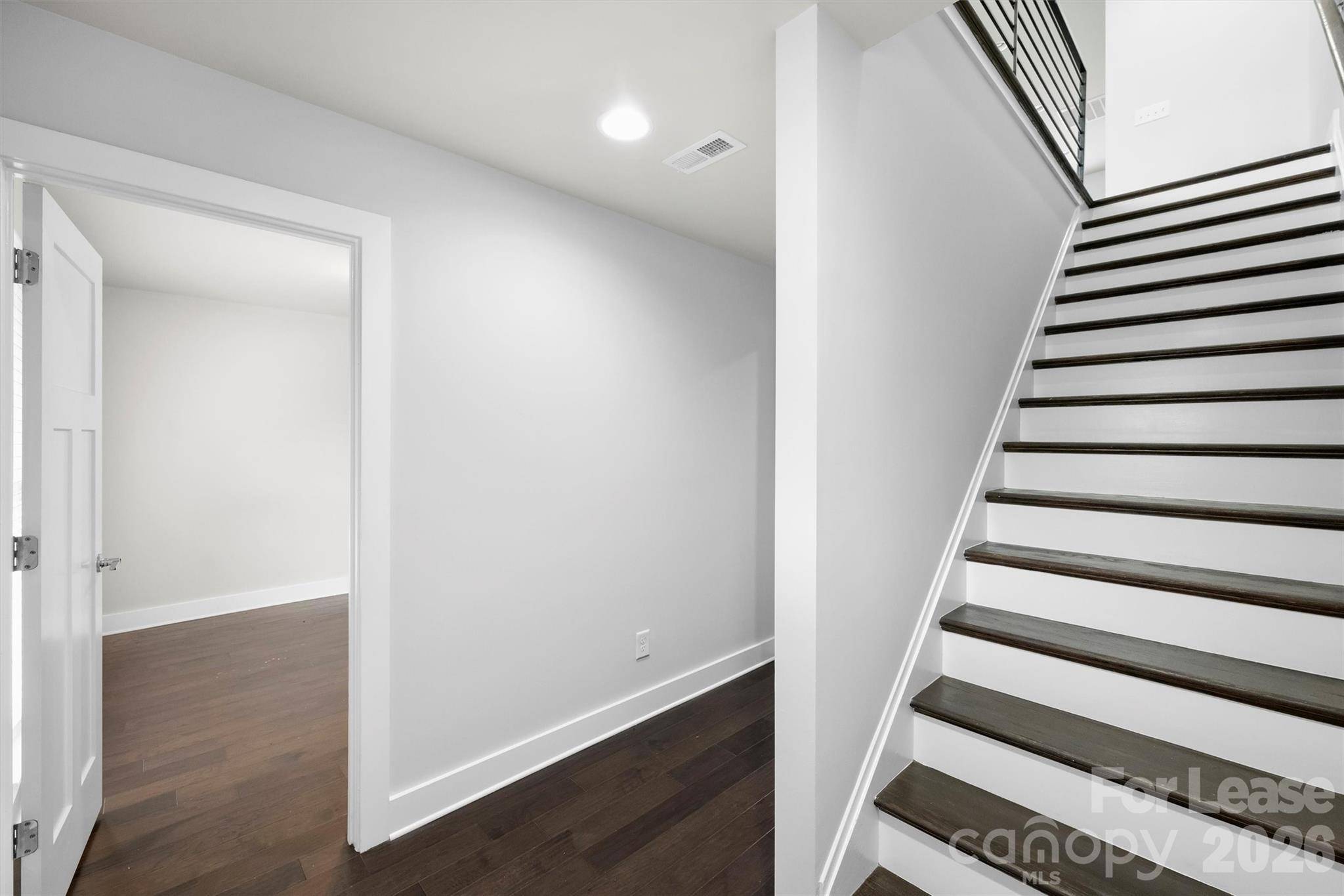 1555 Duckworth AVE, Charlotte, NC 28208