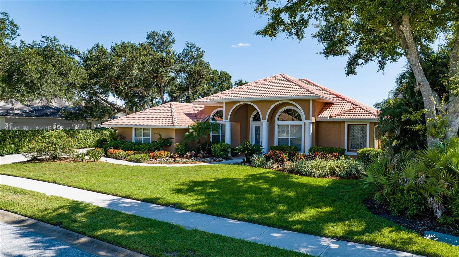 8437 EAGLE PRESERVE WAY, Sarasota, FL 34241