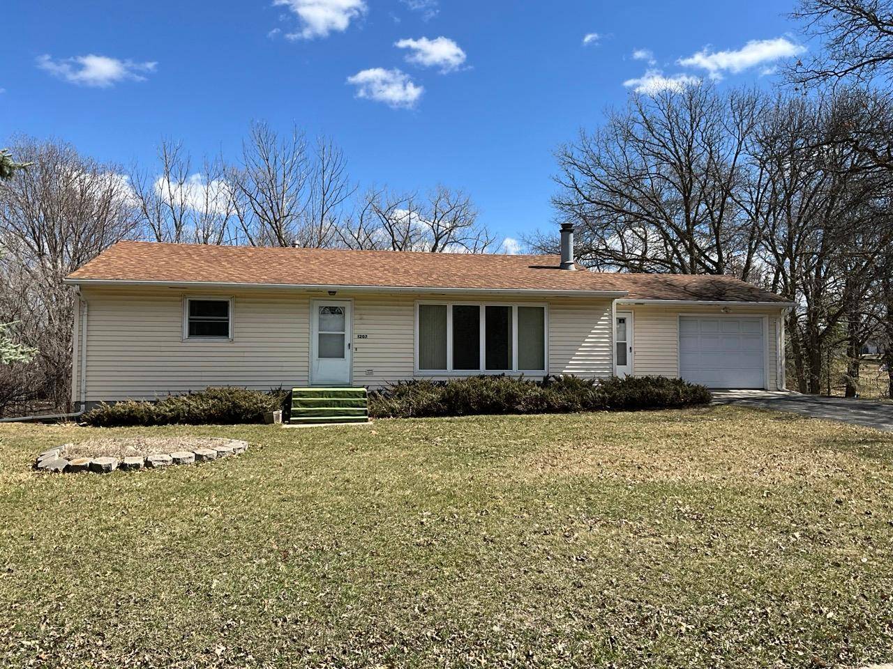 1207 N Mckay AVE NE, Alexandria, MN 56308