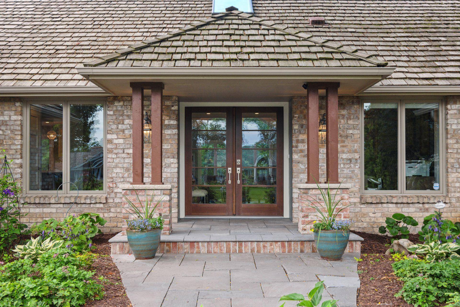 5965 Loring DR, Minnetrista, MN 55364