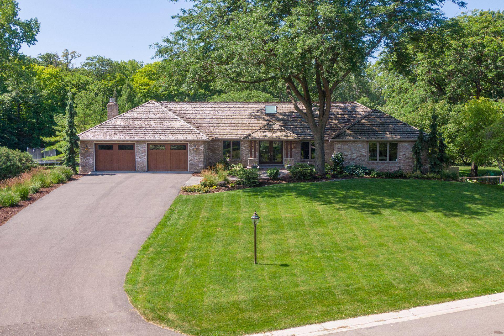 5965 Loring DR, Minnetrista, MN 55364