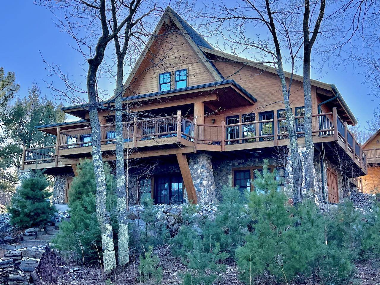 7554 Johns Trail, Buyck, MN 55771