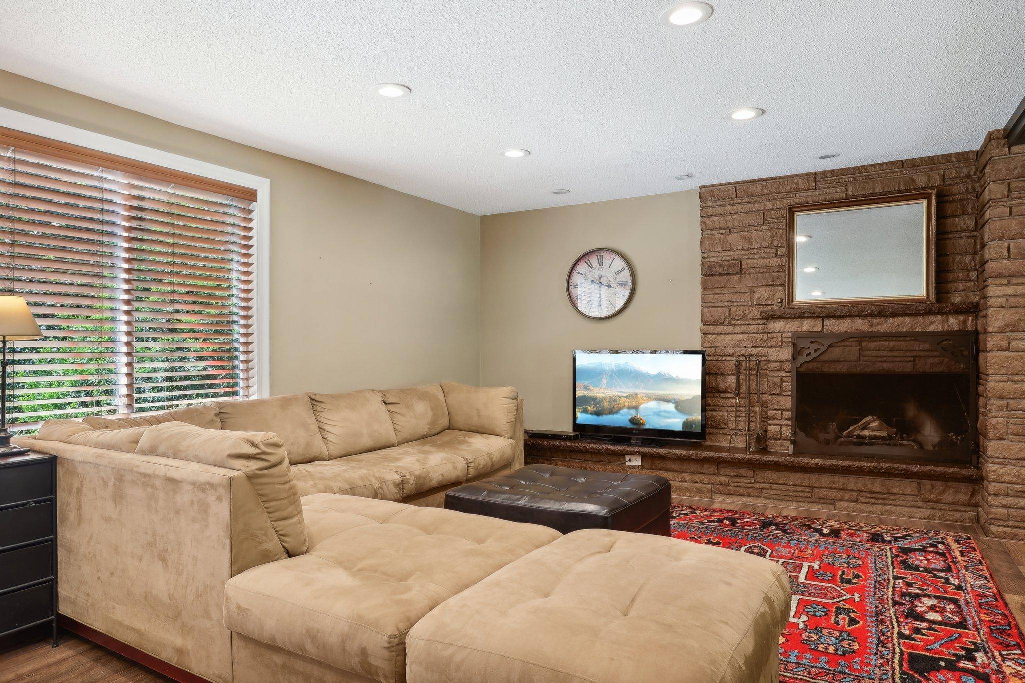 6421 Oriole AVE, Chanhassen, MN 55331