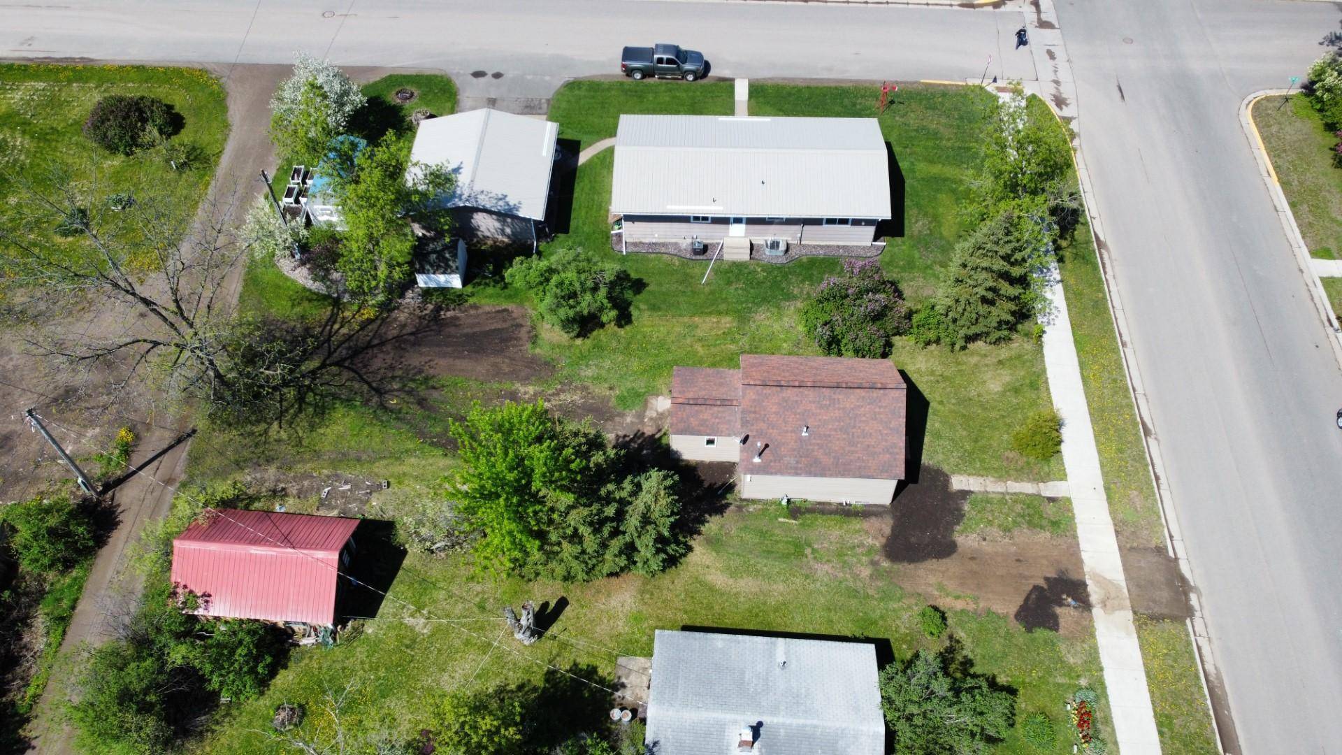 517 1st ST NW, Aitkin, MN 56431