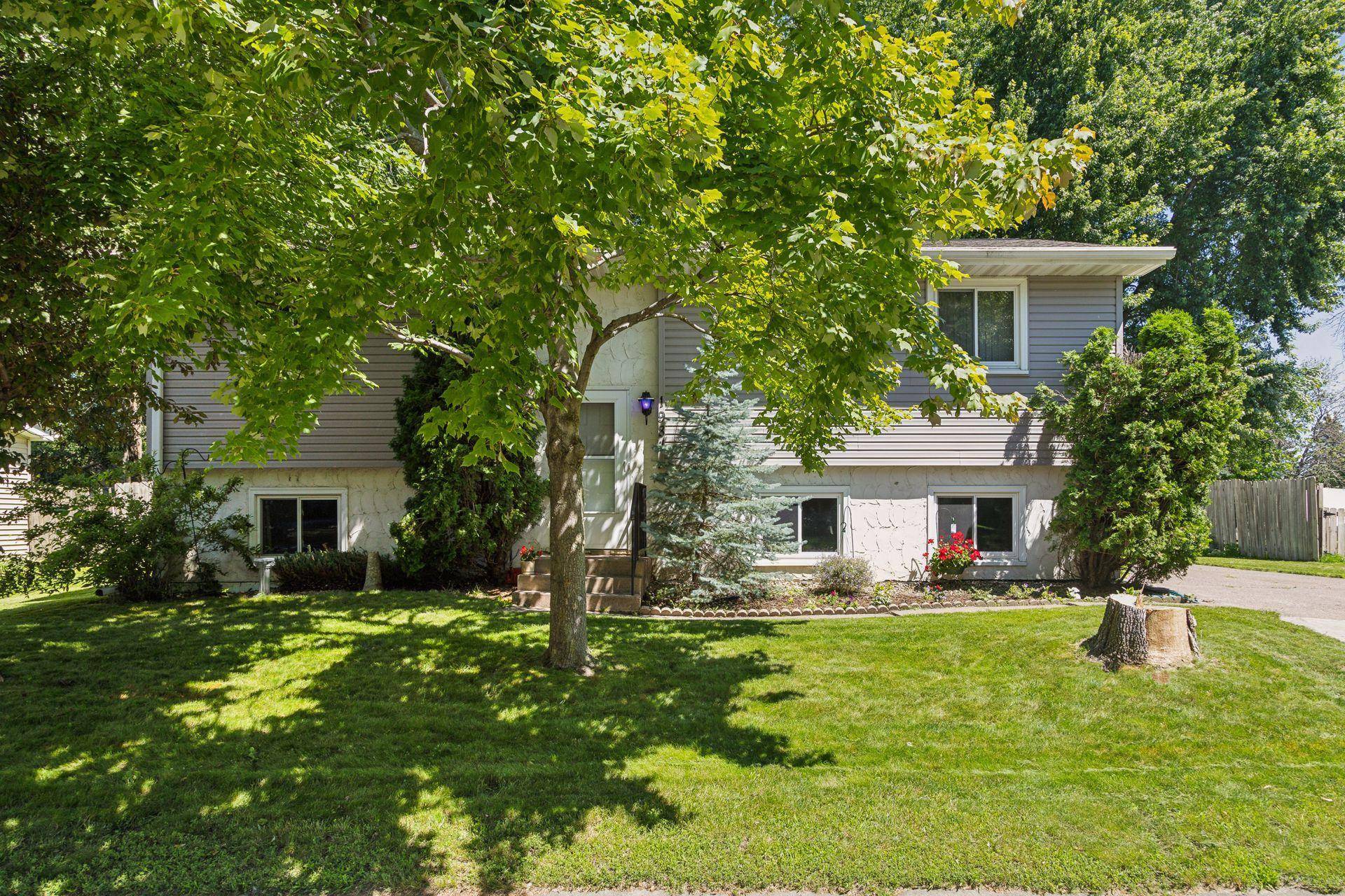 1984 Robin LN N, Centerville, MN 55038