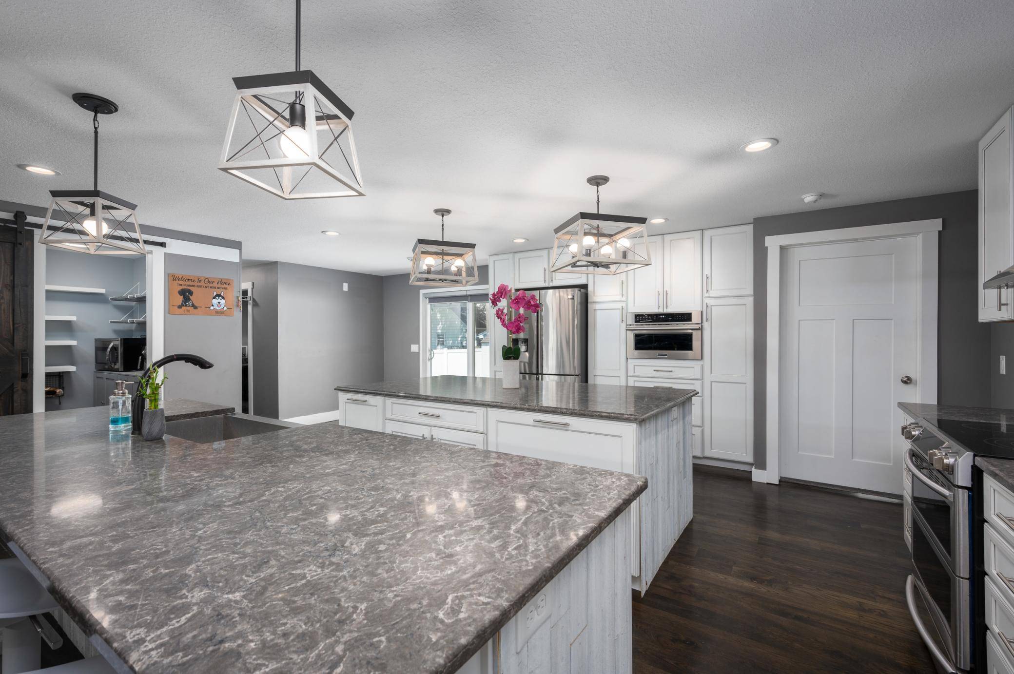 406 NW Lewison ST, Adams, MN 55909