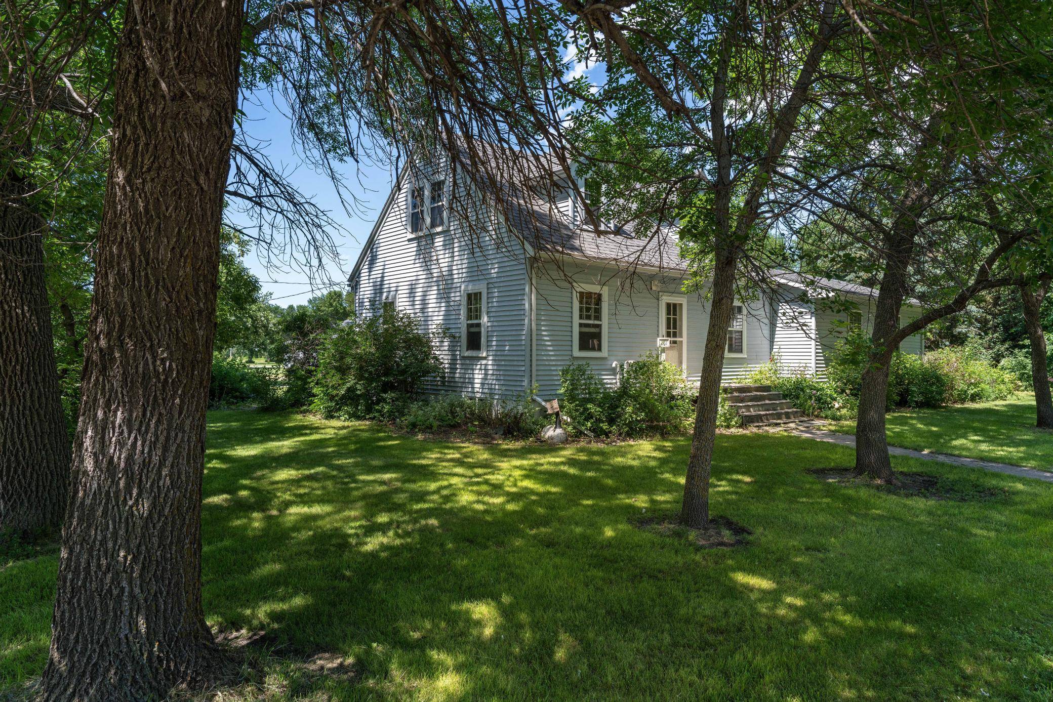 201 4th ST, Tintah, MN 56583