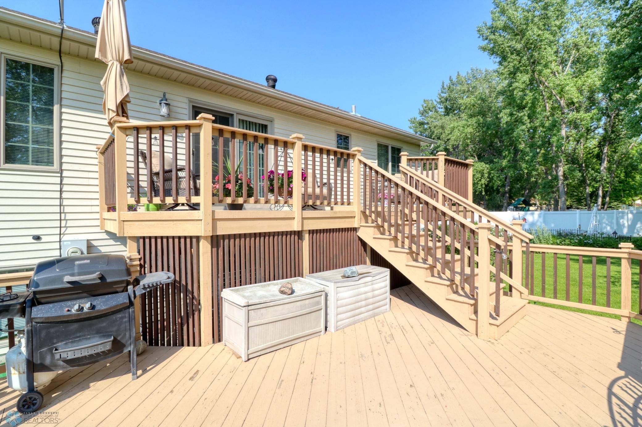 404 12th ST SE, Barnesville, MN 56514