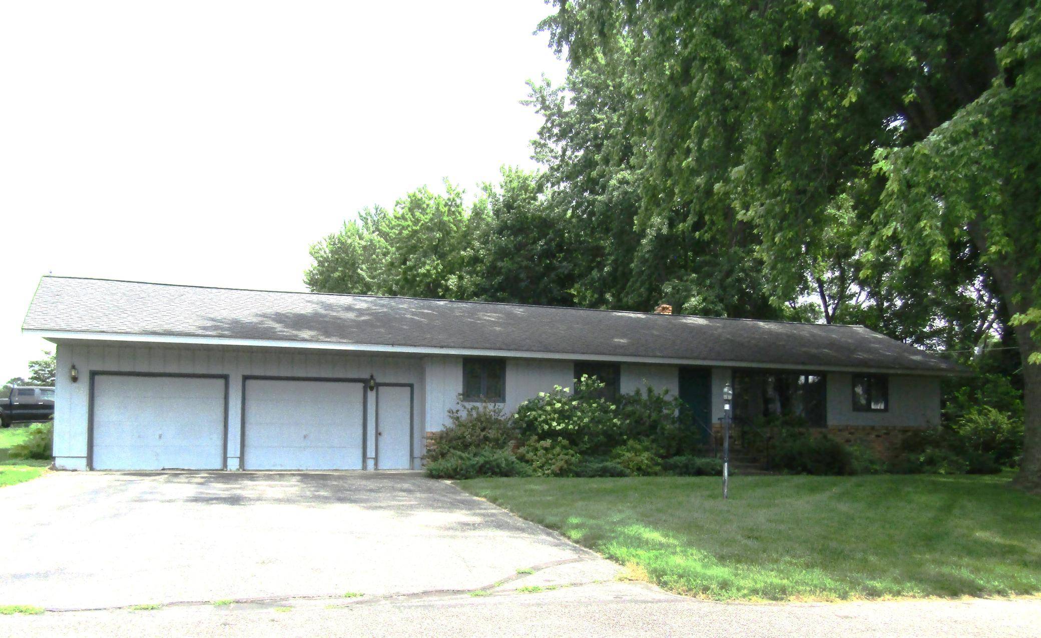 524 S Gaulke ST, Appleton, MN 56208