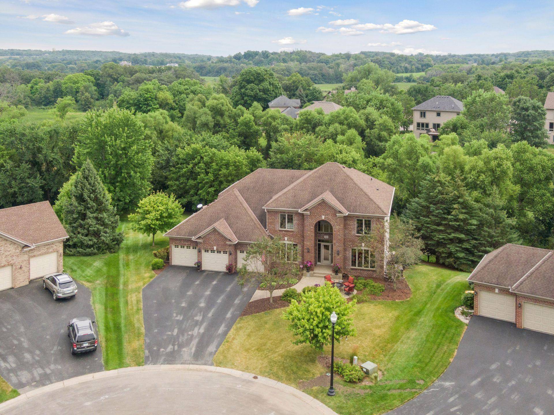 8061 Stone Creek CT, Minnetrista, MN 55375