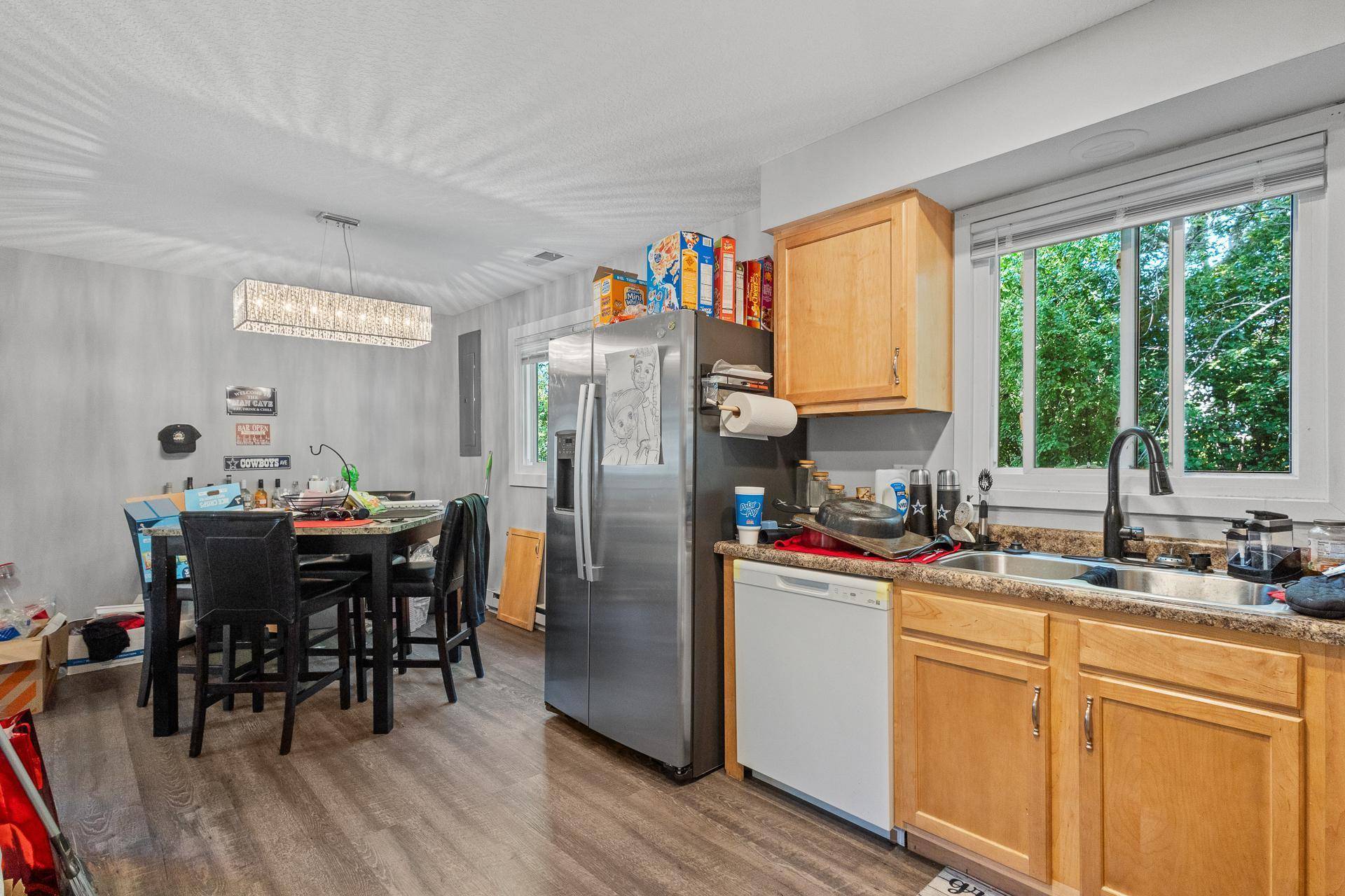 12916 Pilgrim LN N, Champlin, MN 55316