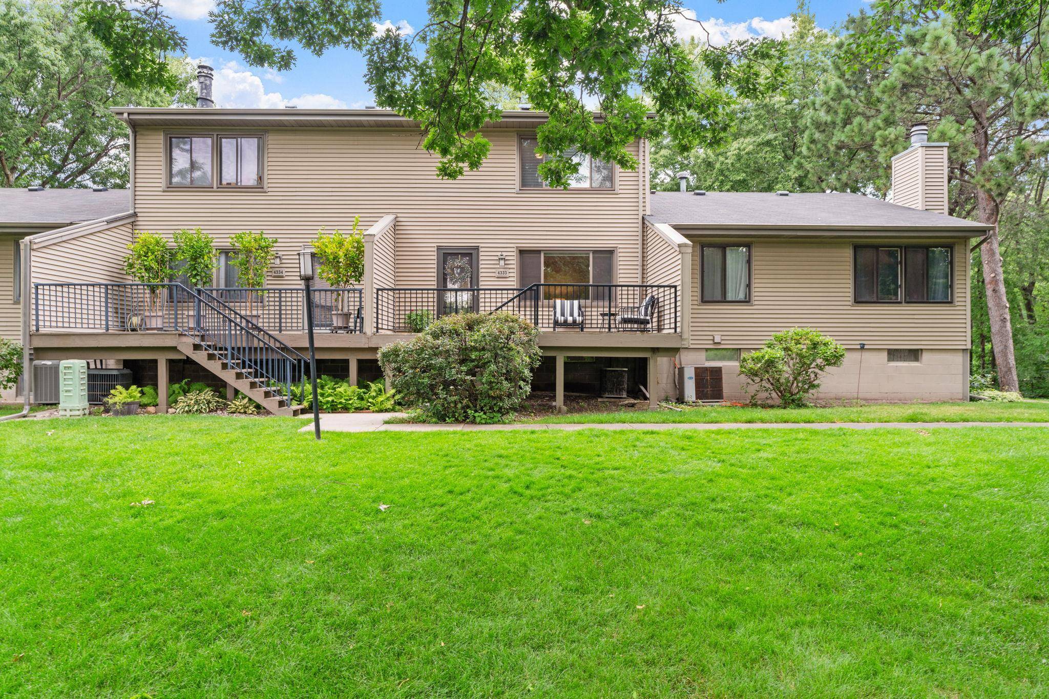 4333 Arden View CT, Arden Hills, MN 55112
