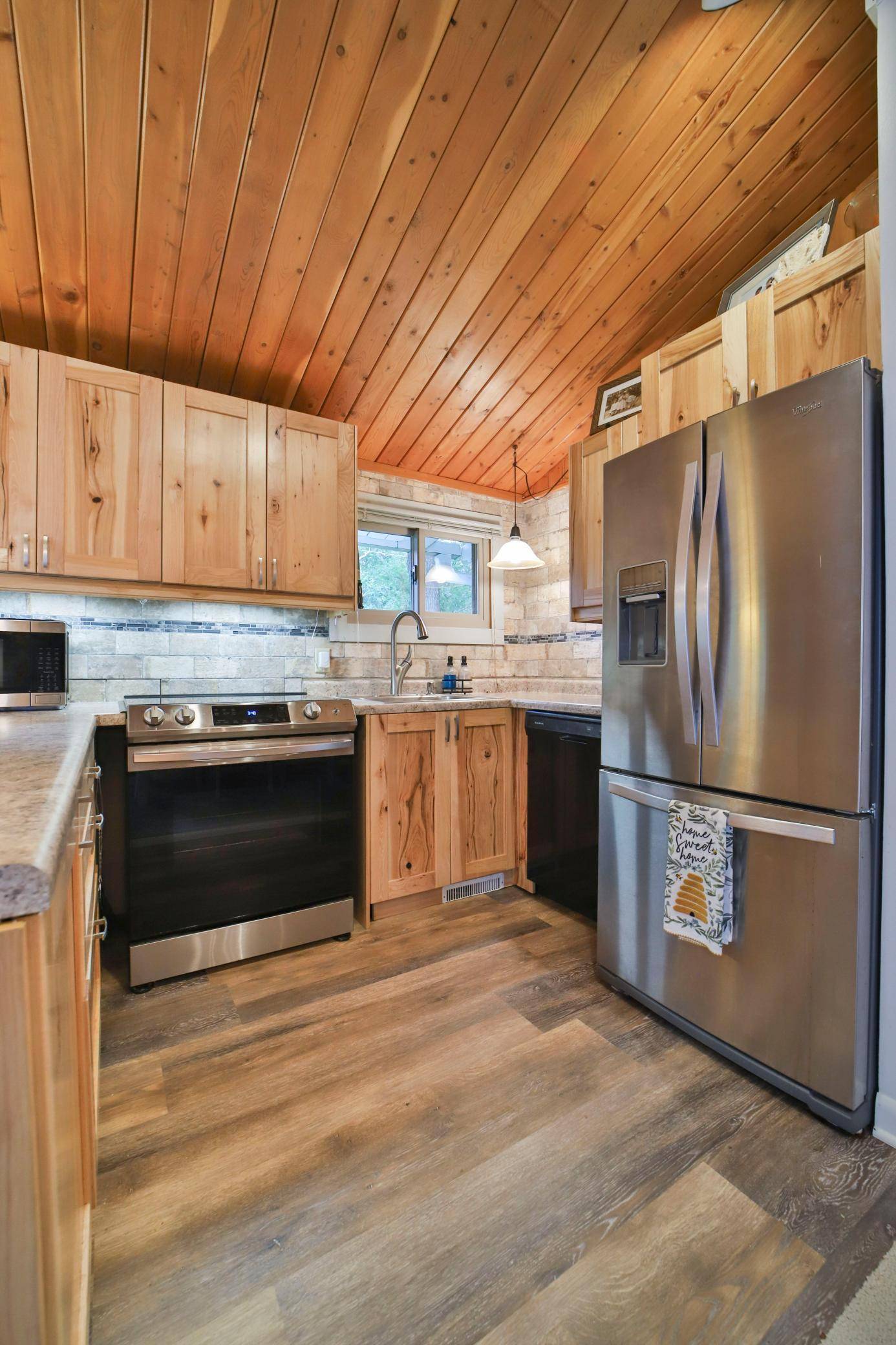 29872 Canary LN, Breezy Point, MN 56472