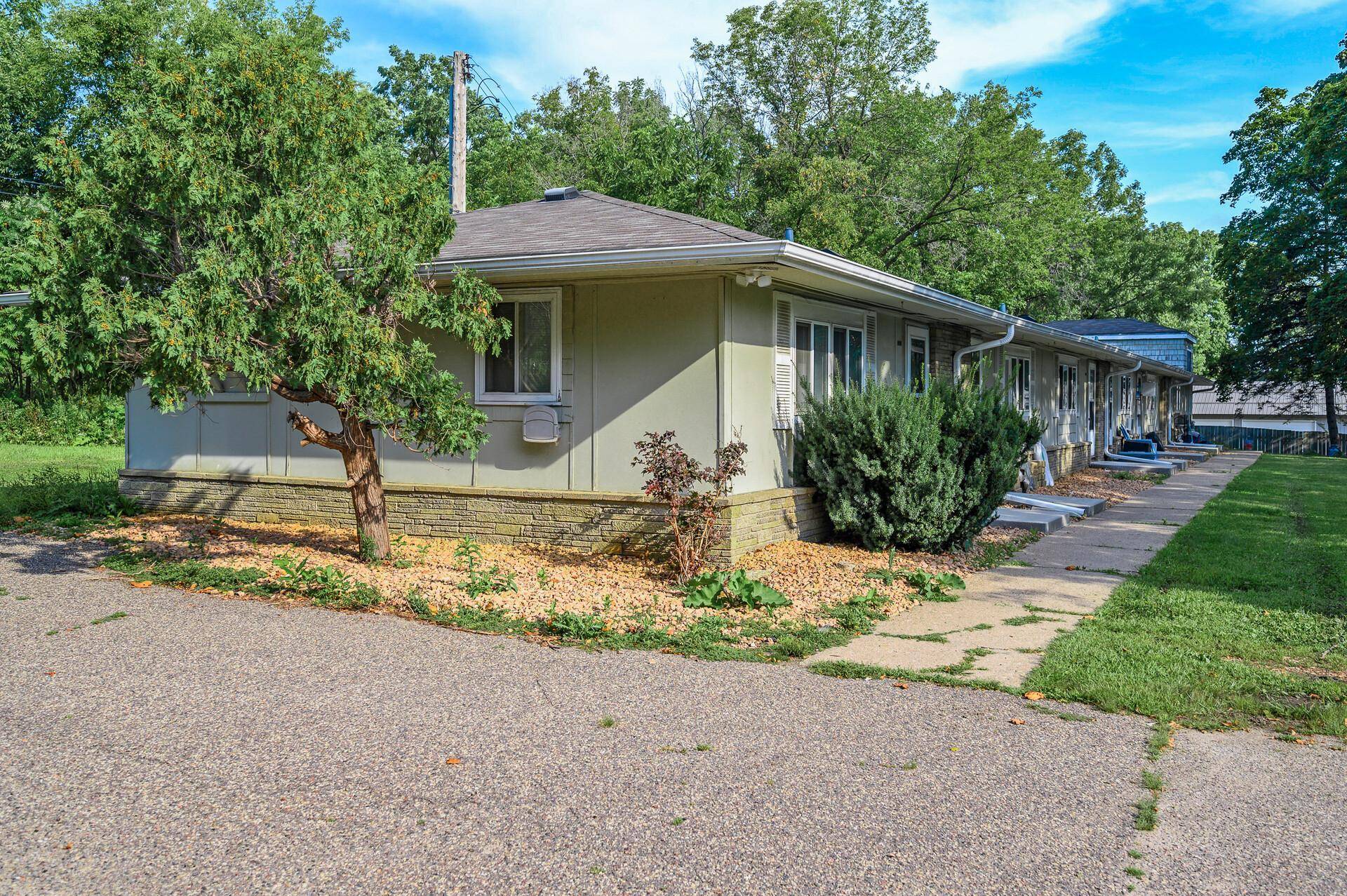 24530 Smithtown RD, Shorewood, MN 55331