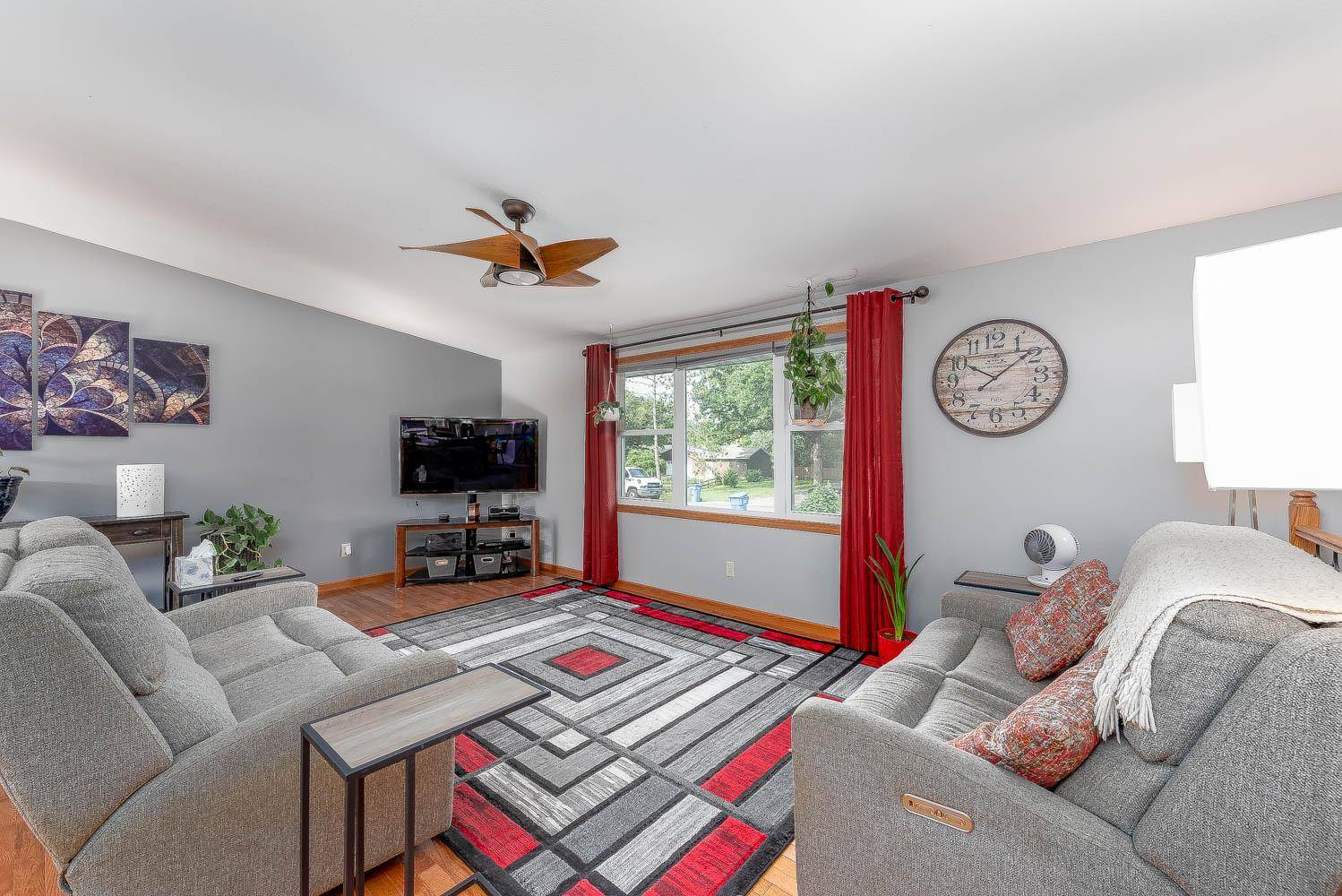 52547 Ravine RD, Belgrade Twp, MN 56003