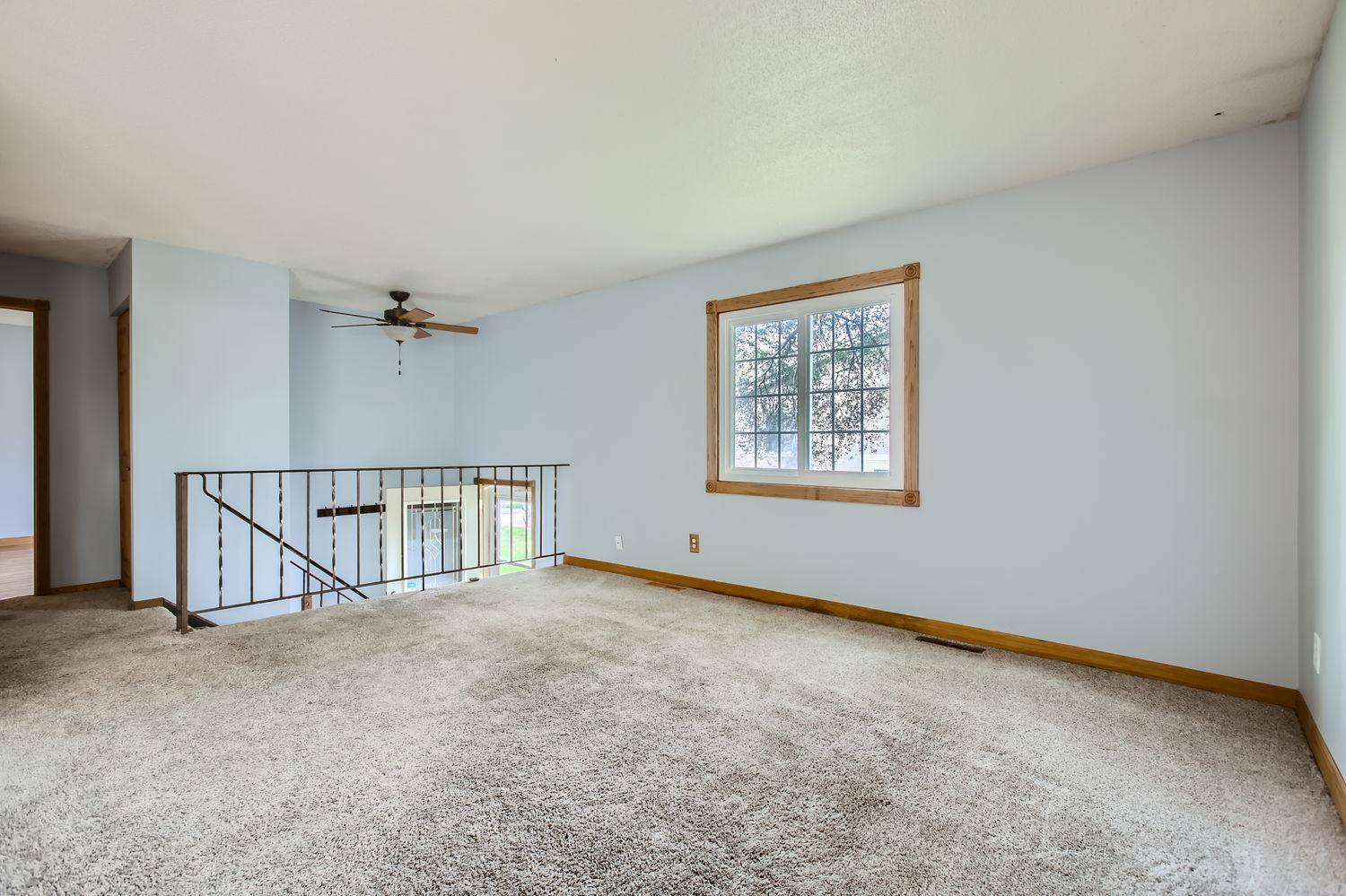2738 111th AVE NW, Coon Rapids, MN 55433