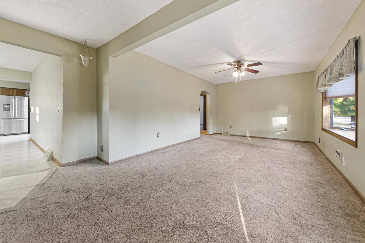 105 W Brooks ST, Arlington, MN 55307