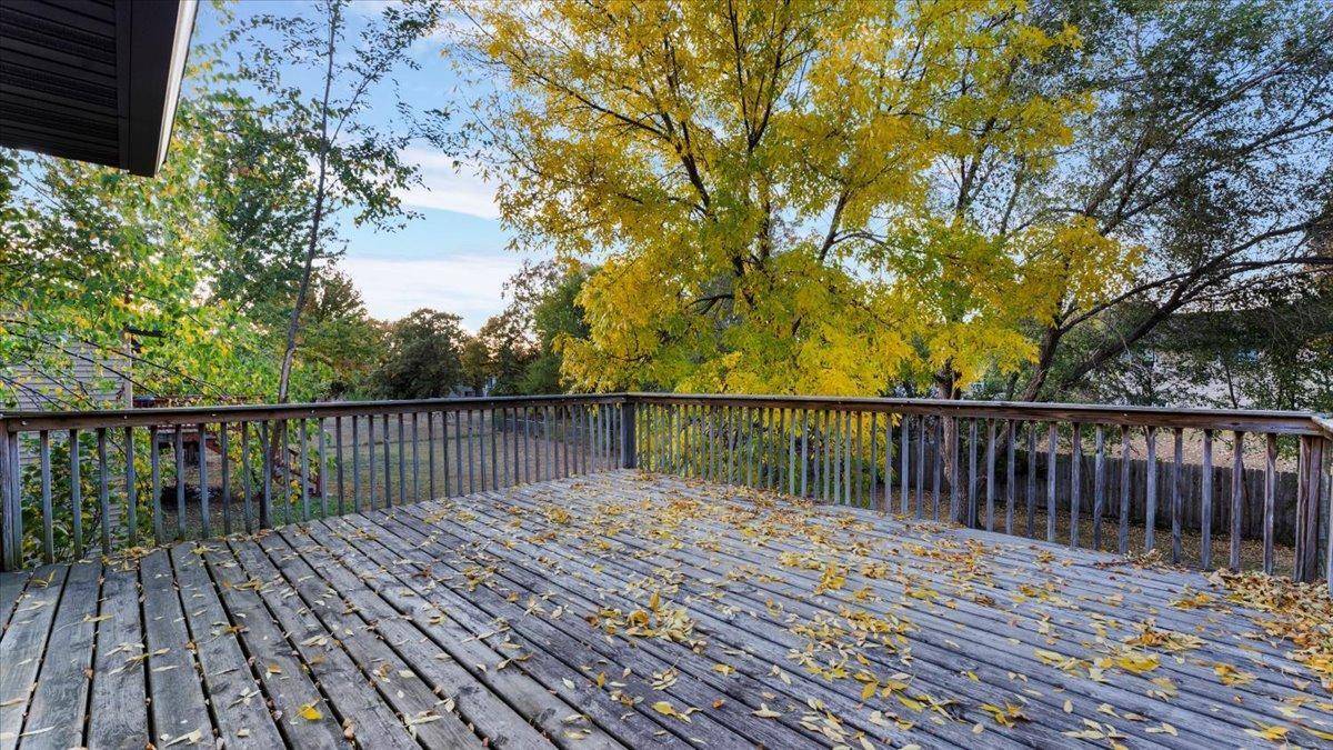 4020 Lake Ridge DR, Big Lake, MN 55309