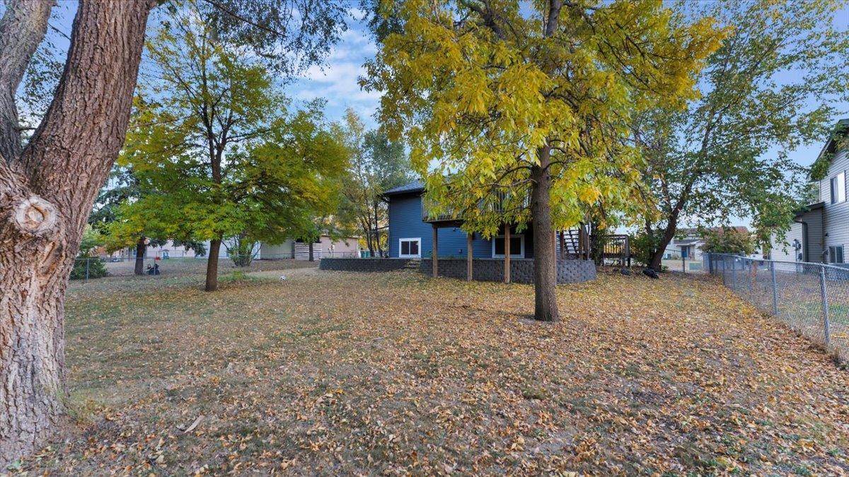 4020 Lake Ridge DR, Big Lake, MN 55309