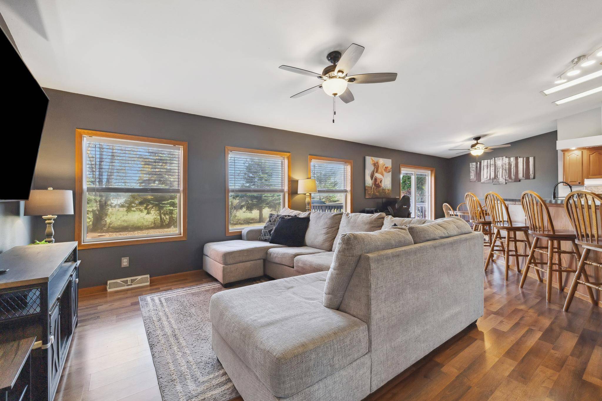 120 3rd ST S, Gaylord, MN 55334