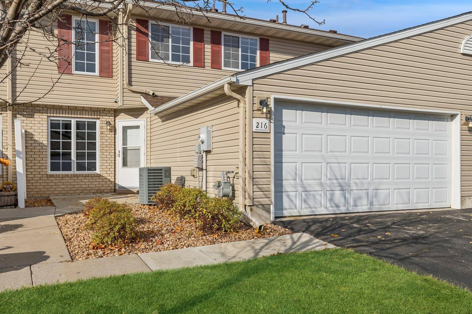 216 E Orchard ST, Belle Plaine, MN 56011