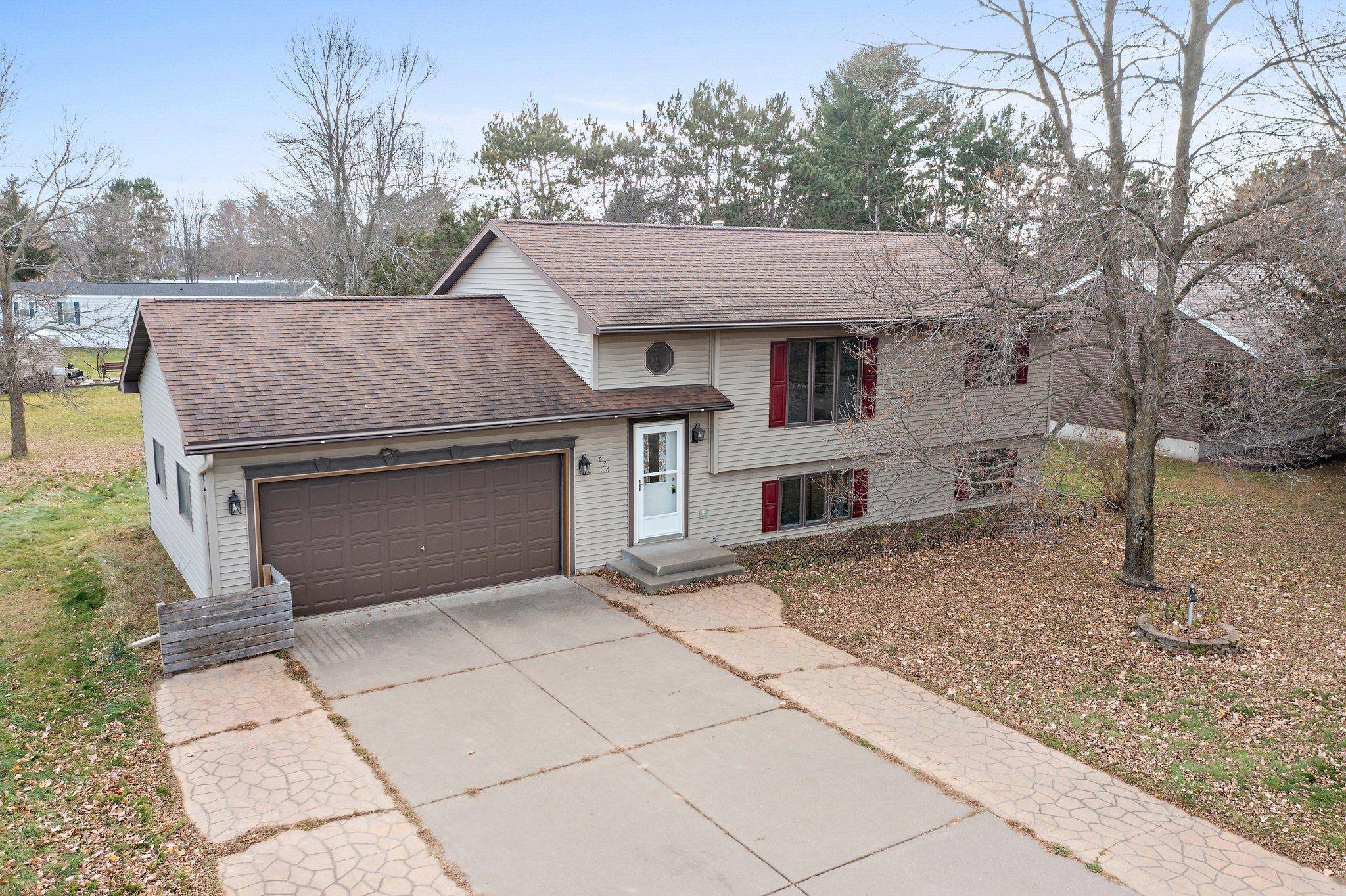 636 Sundance ST, Amery, WI 54001