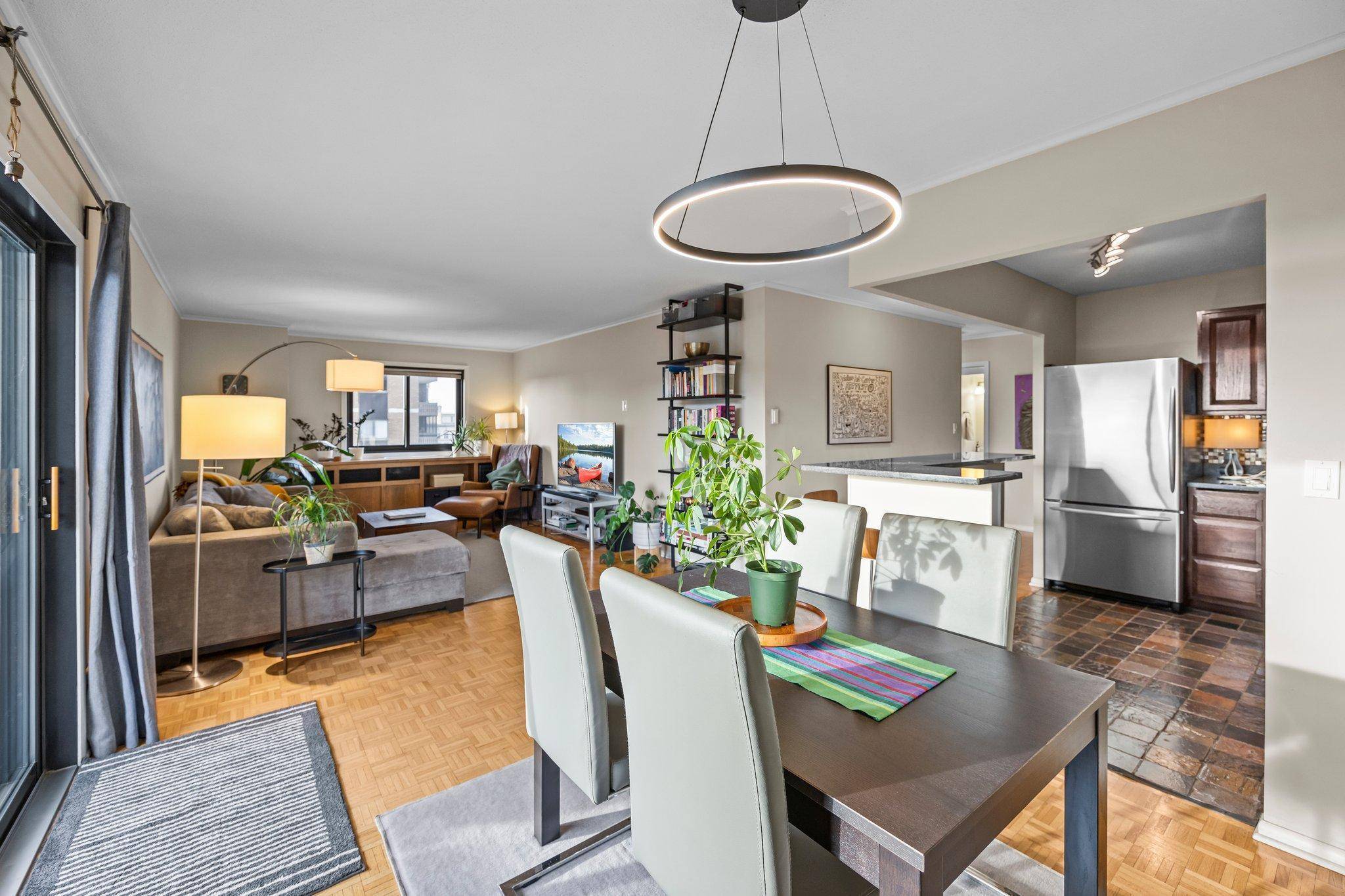 400 Groveland AVE #609, Minneapolis, MN 55403