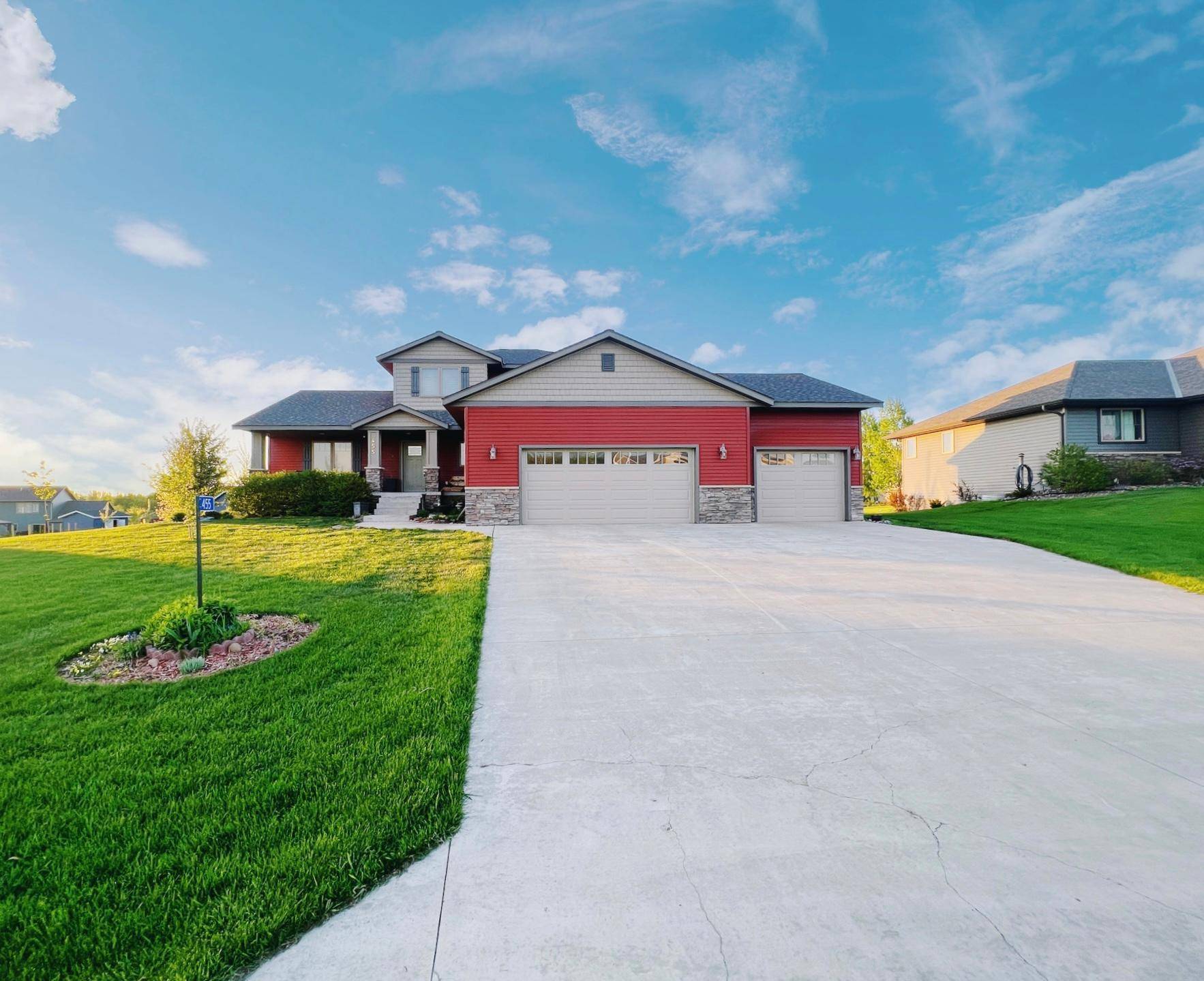 455 Lake DR NE, Sauk Rapids, MN 56379