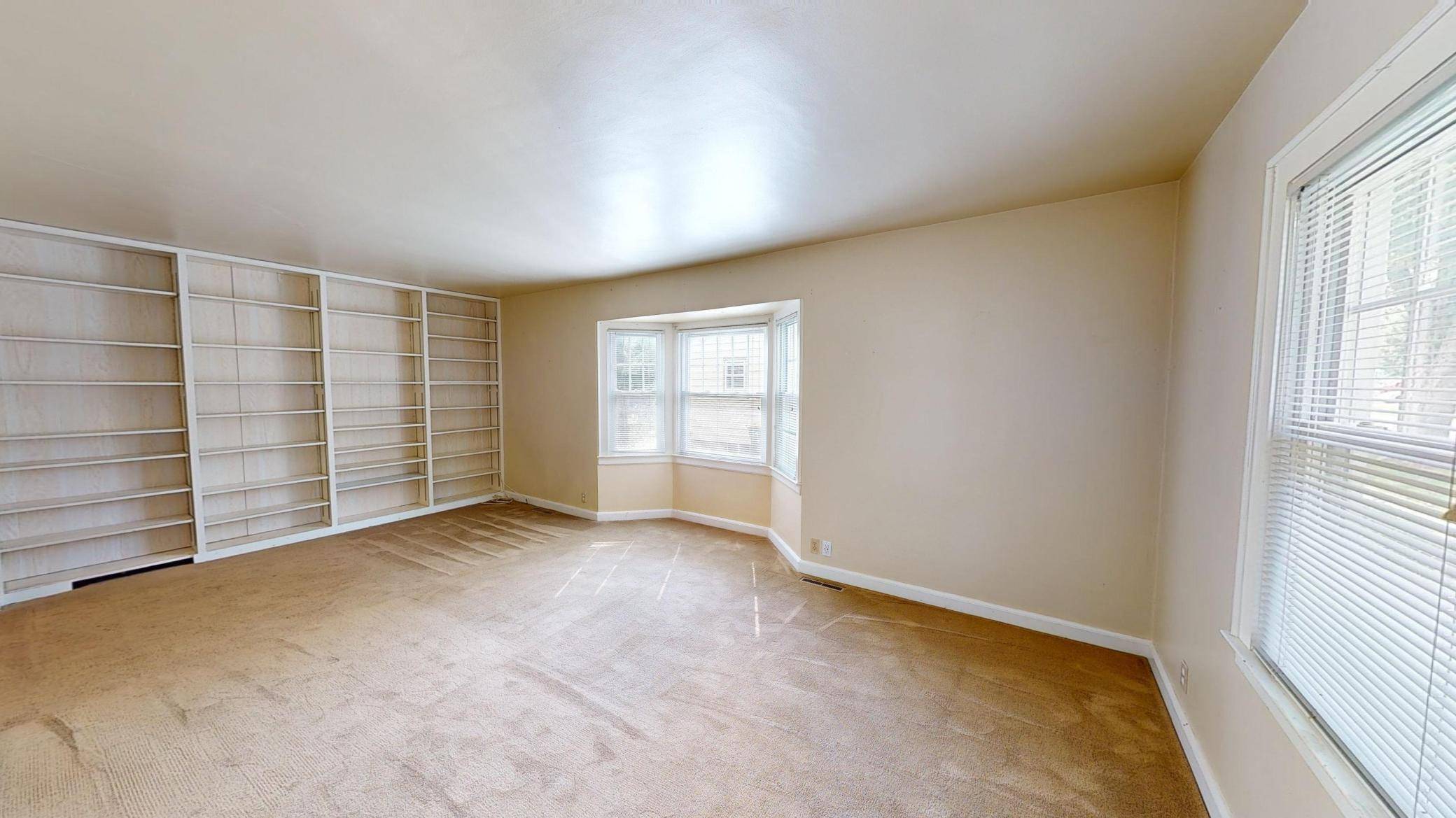 312 E 6th ST, Albert Lea, MN 56007