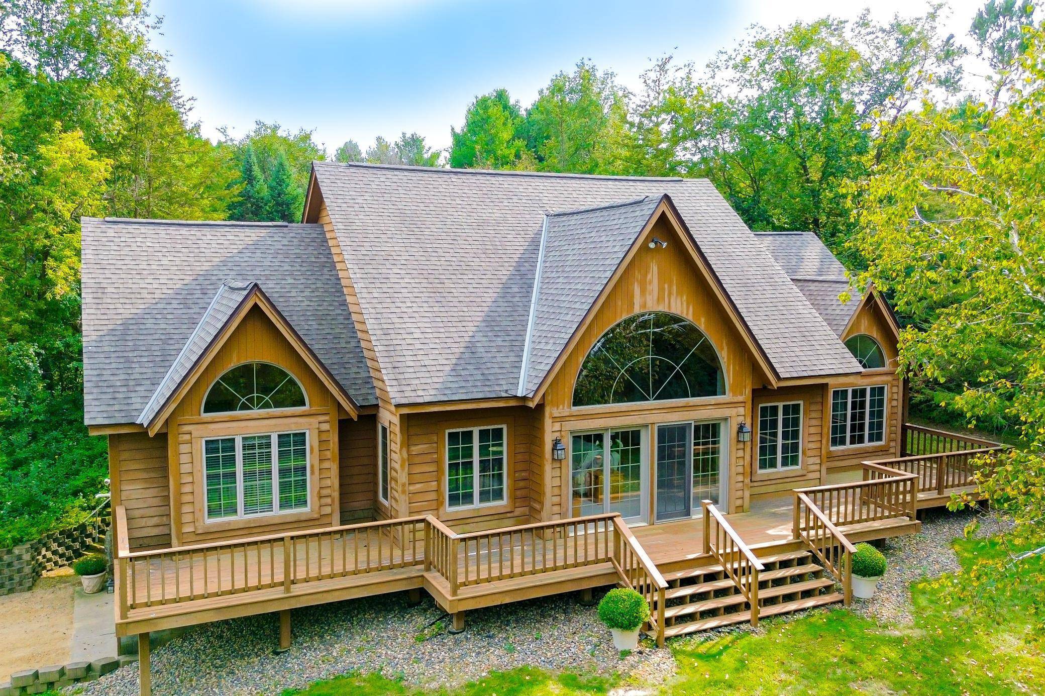 455 Old E E, Hudson, WI 54016