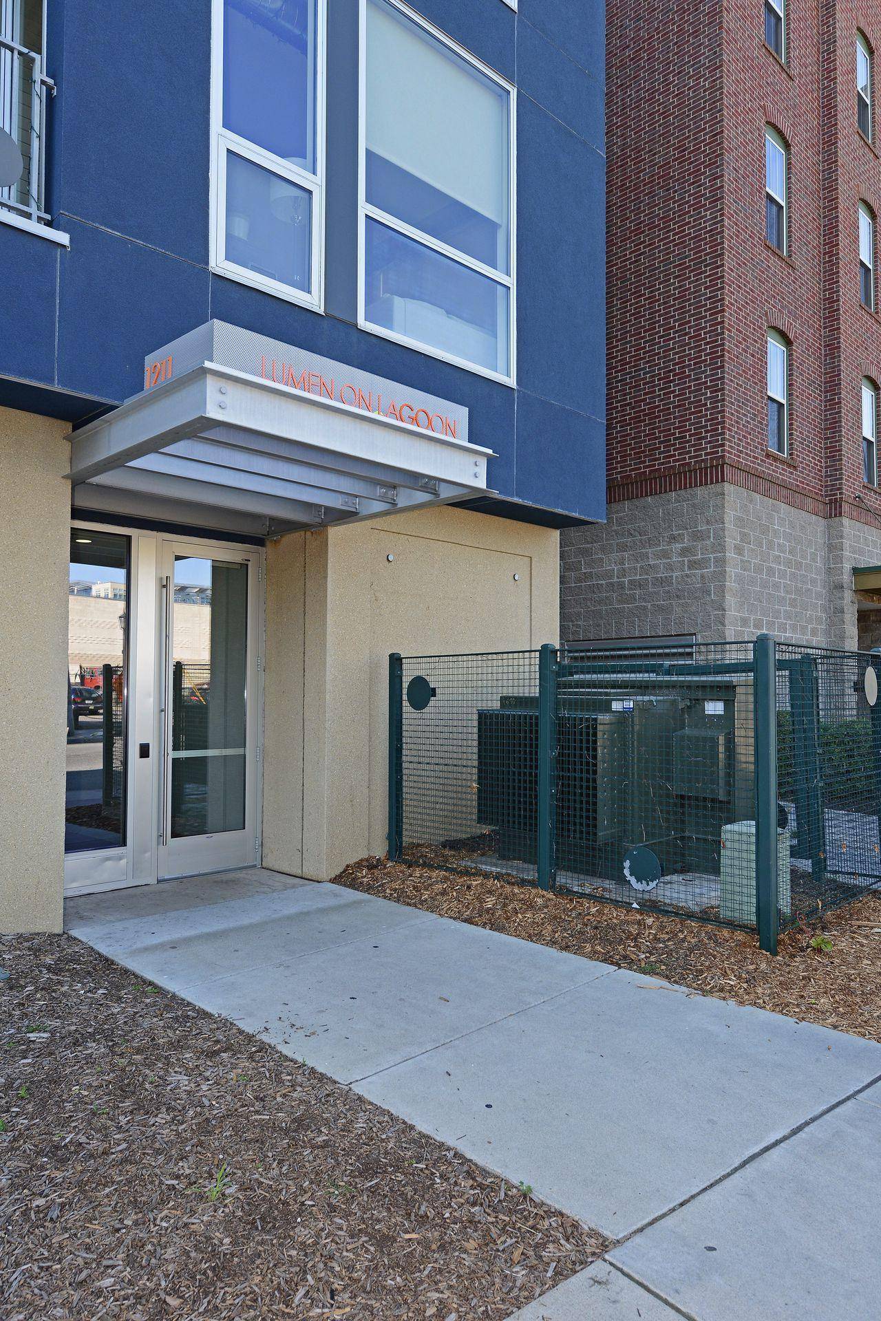 1211 Lagoon AVE #406, Minneapolis, MN 55408