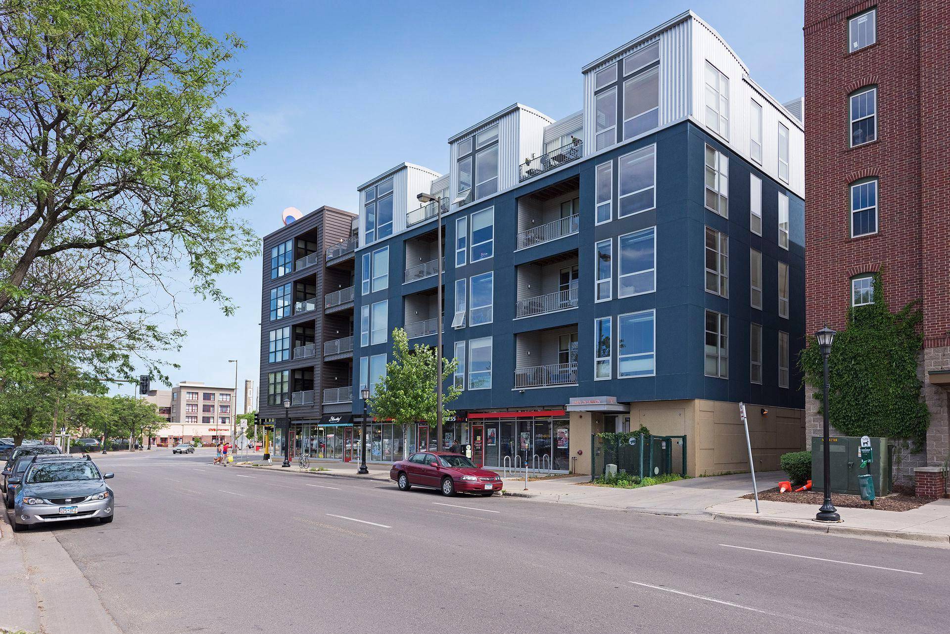 1211 Lagoon AVE #406, Minneapolis, MN 55408