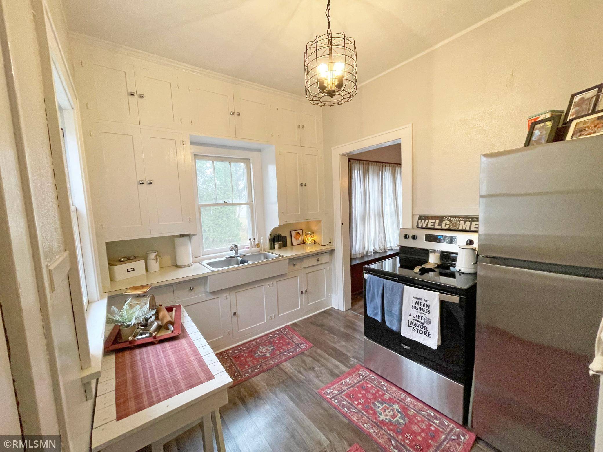49 Cherry AVE S, Annandale, MN 55302