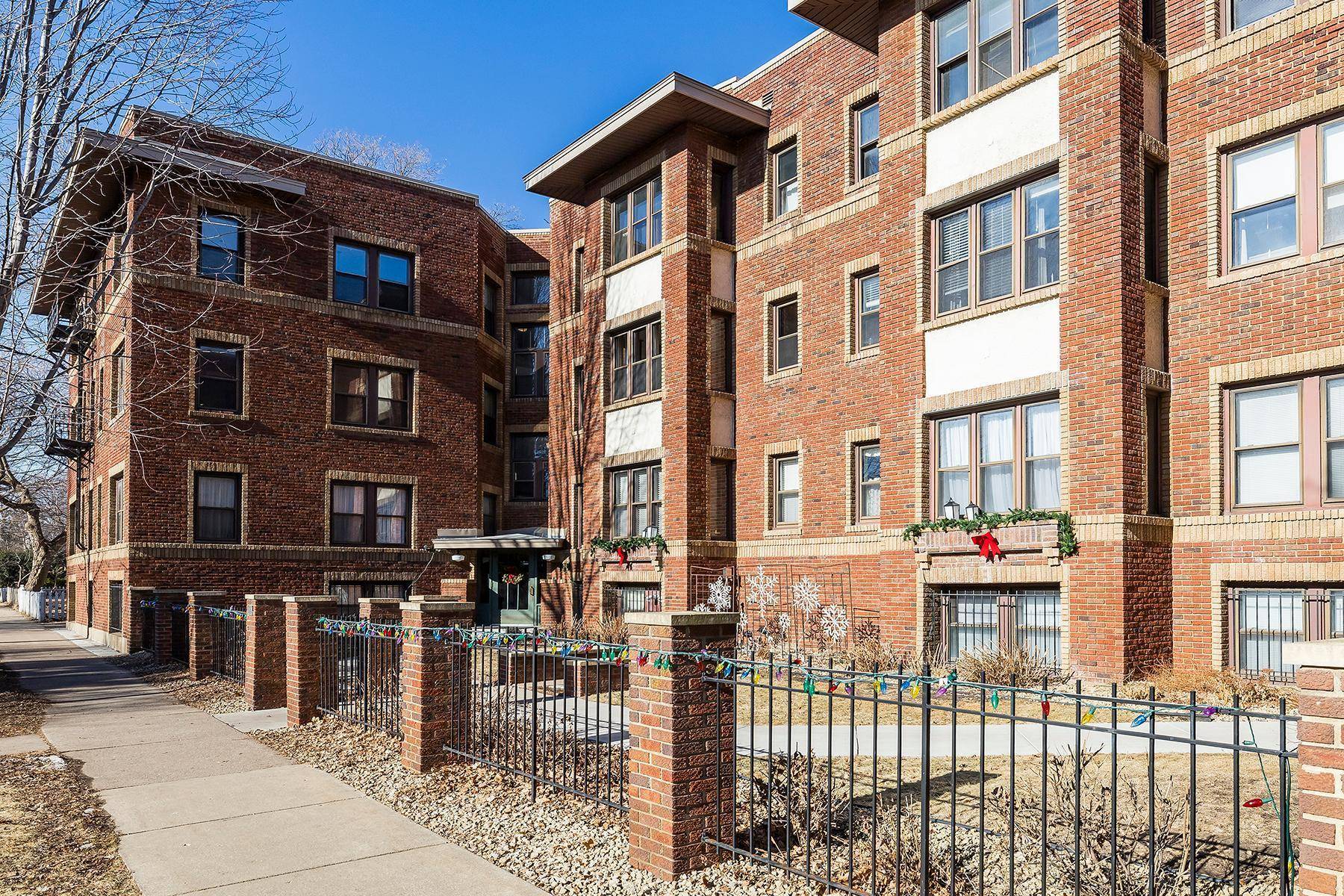 391 Laurel AVE #212, Saint Paul, MN 55102
