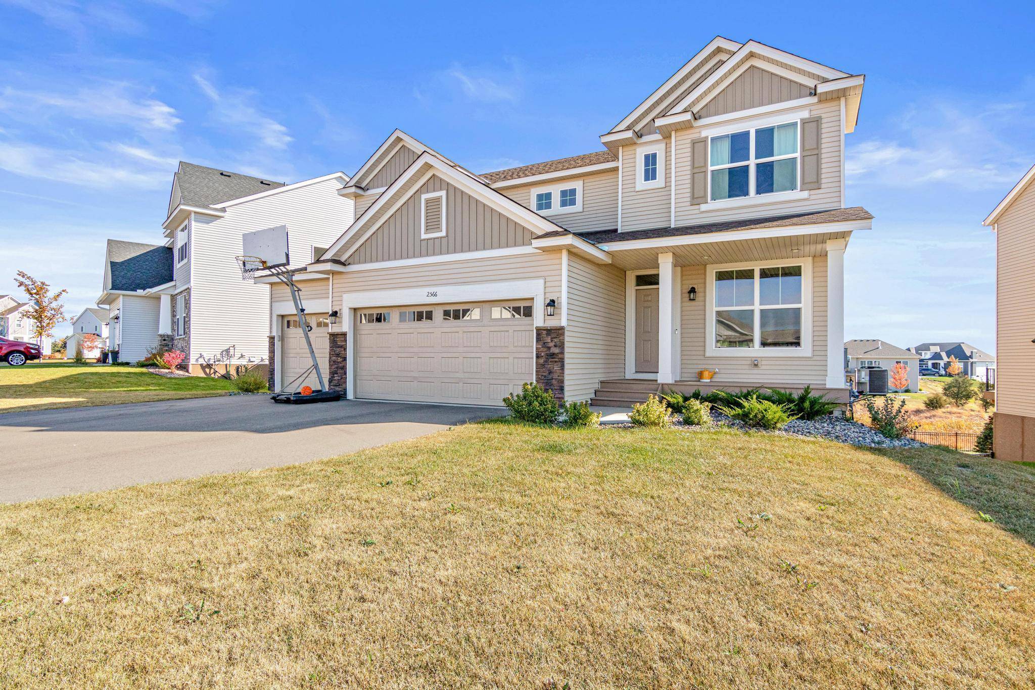 2566 Copper Creek LN, Buffalo, MN 55313