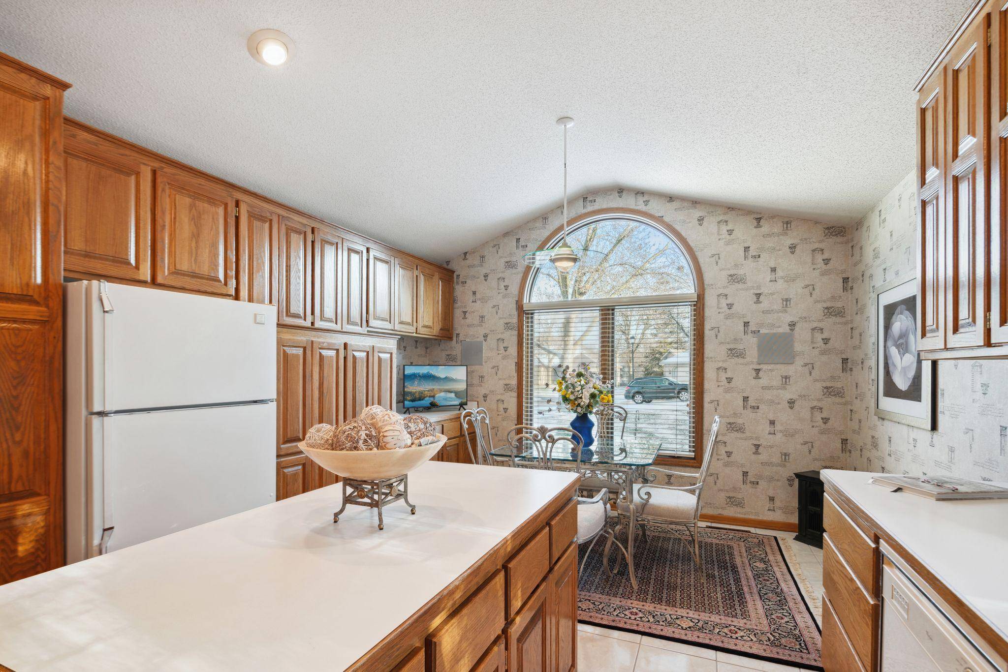 10444 Fawns WAY, Eden Prairie, MN 55347