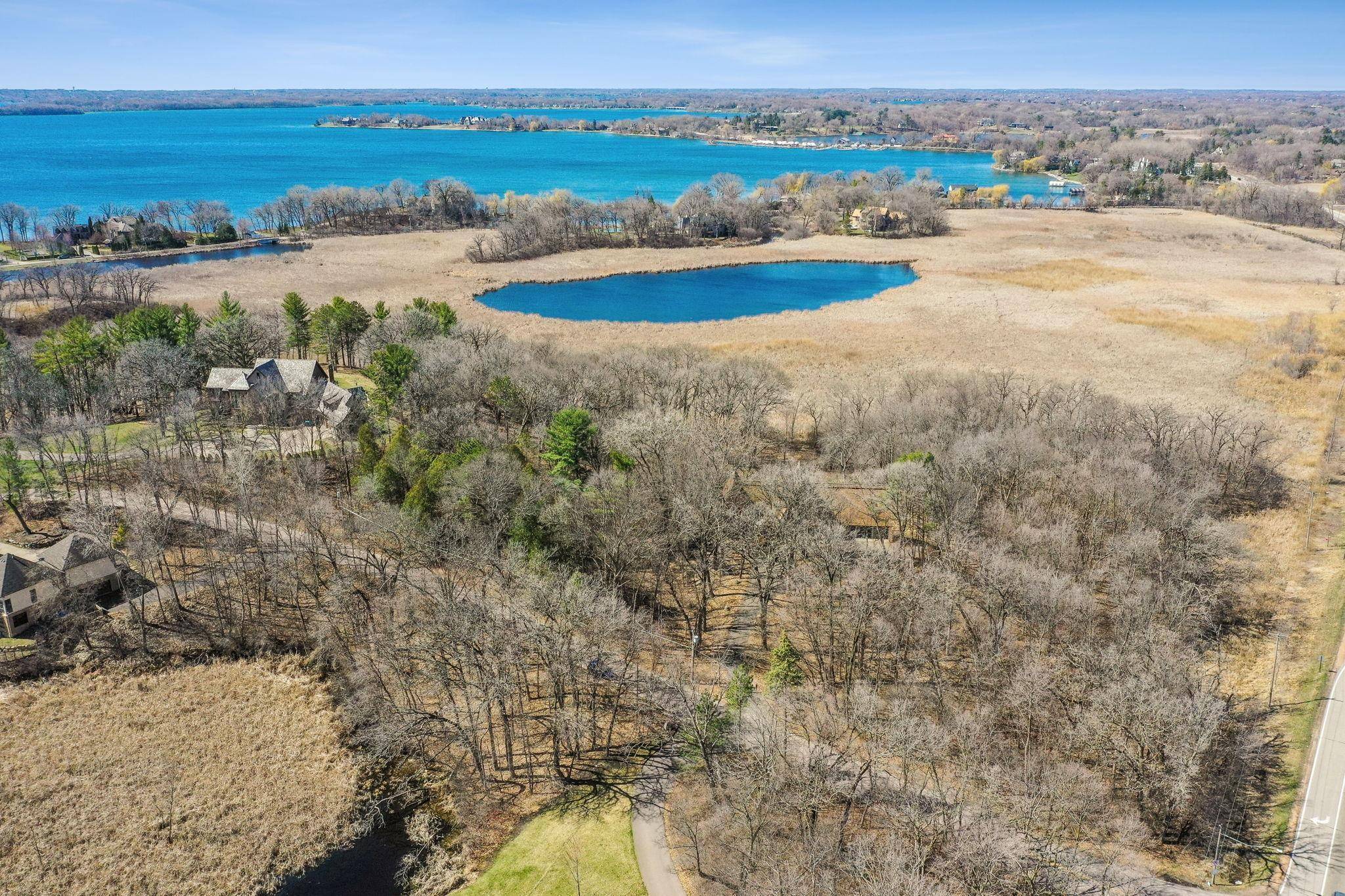 700 Hillside DR, Wayzata, MN 55391