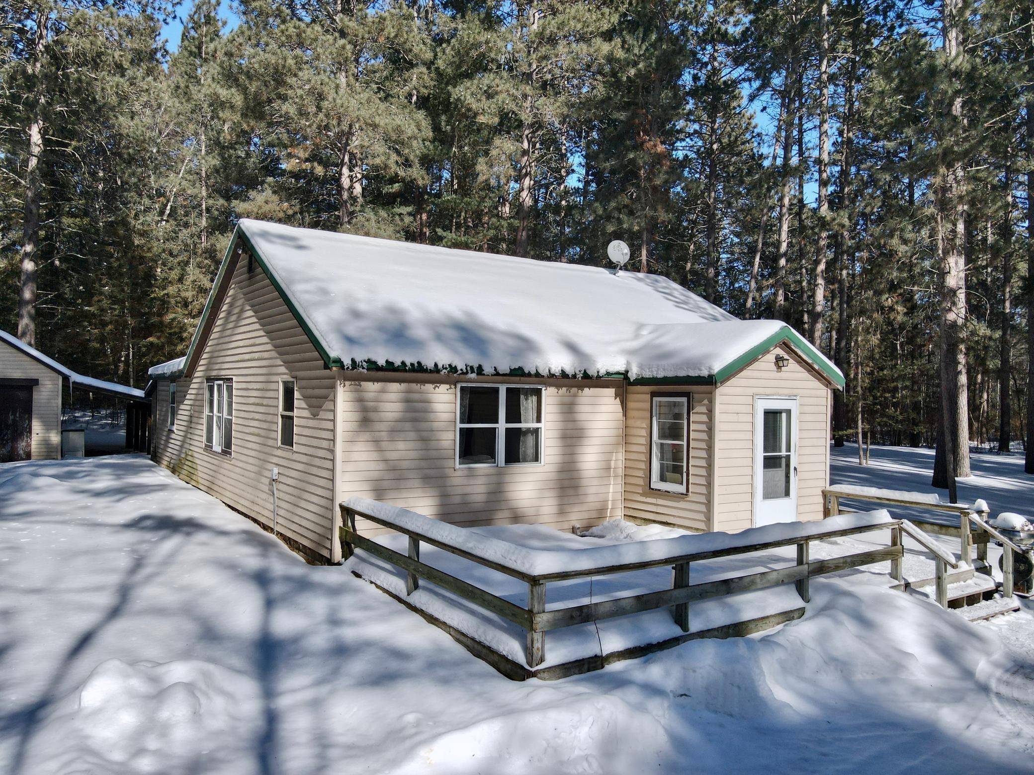 2716 Old 6 Mile Lake RD NE, Bena, MN 56626