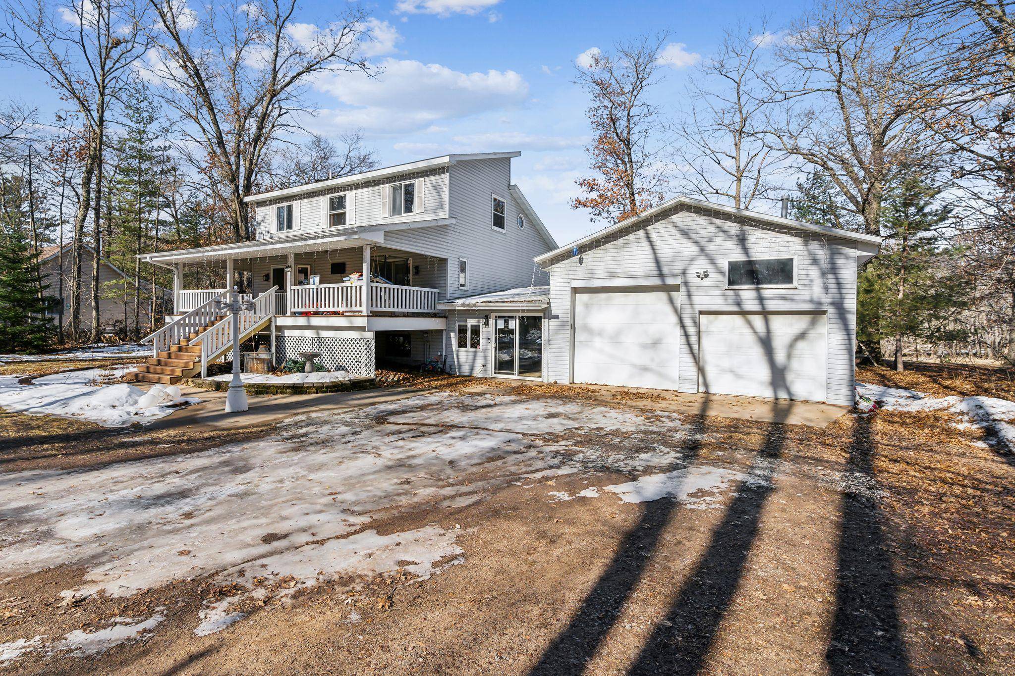 4845 Royal River RD, Braham, MN 55006
