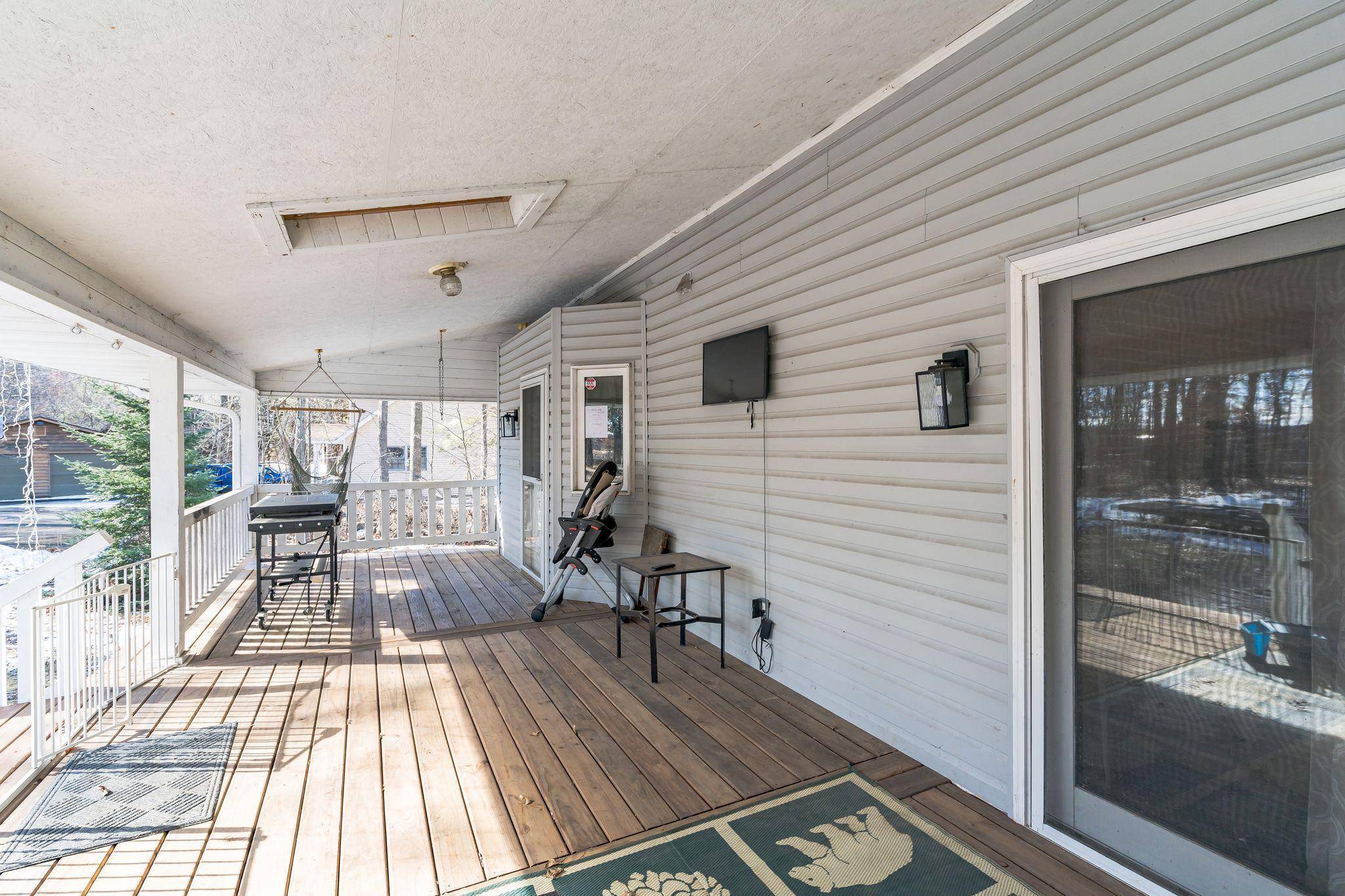 4845 Royal River RD, Braham, MN 55006
